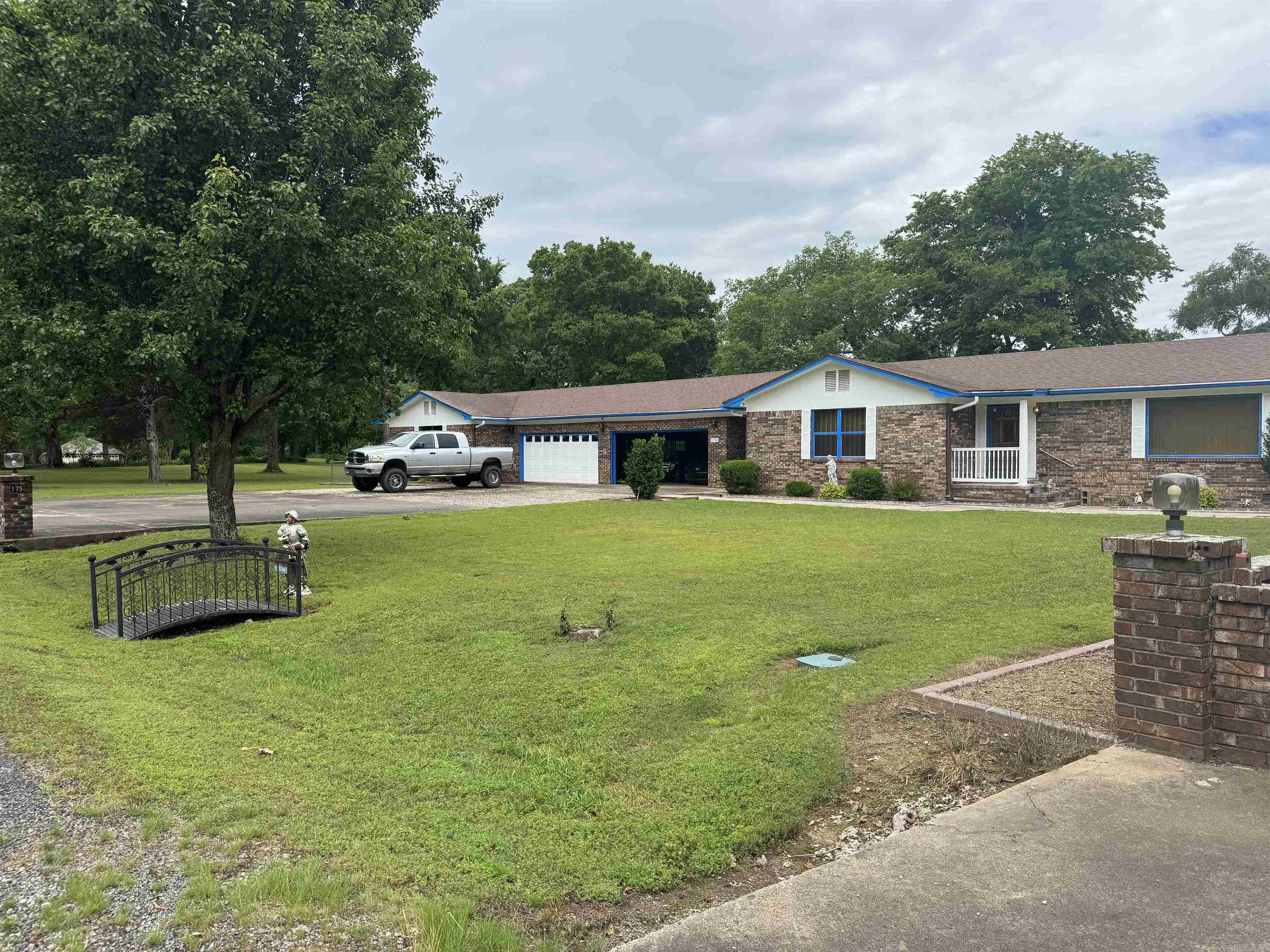 Piney Bay - Residential