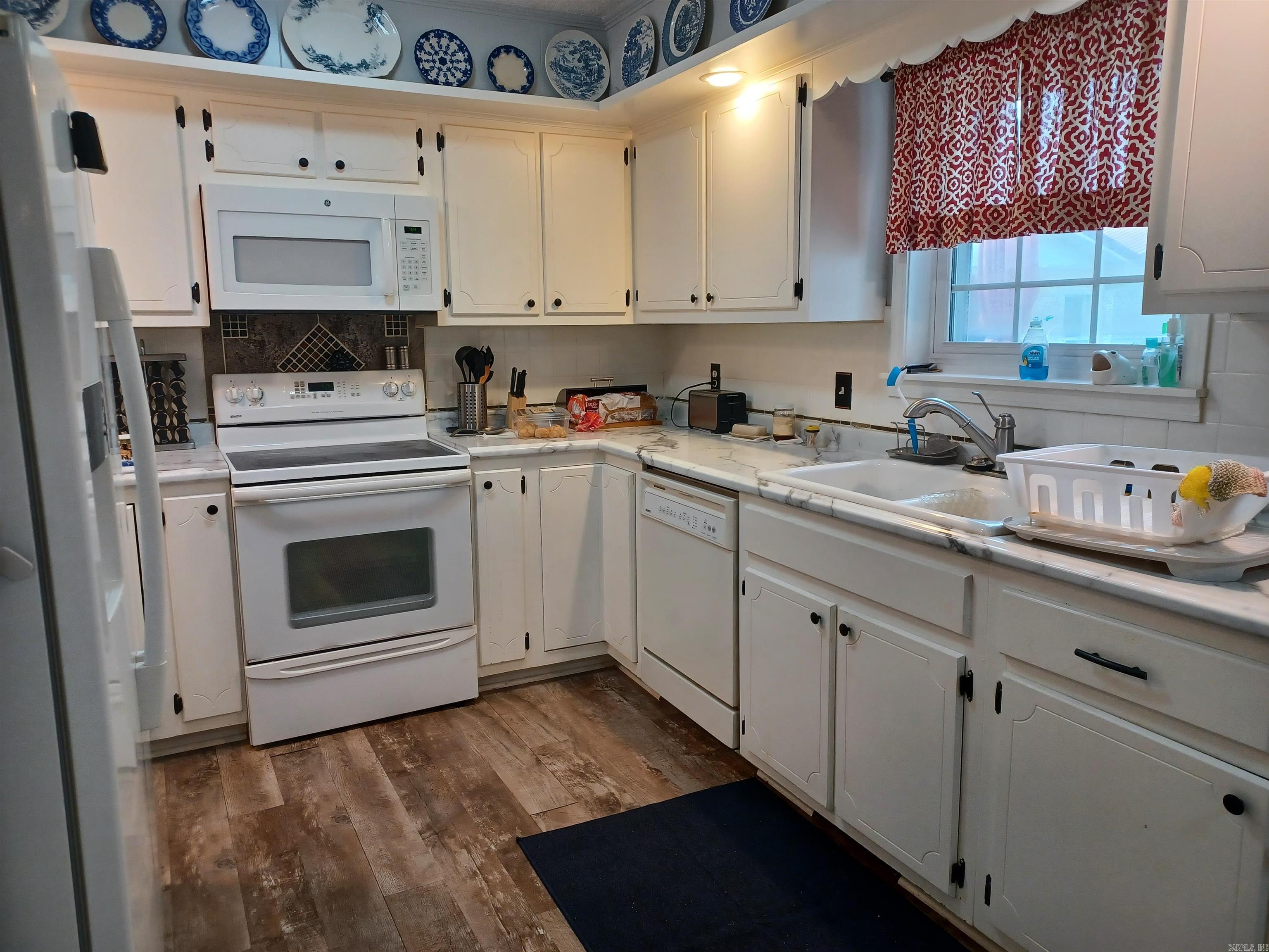 Pioneer Village Manor - Residential