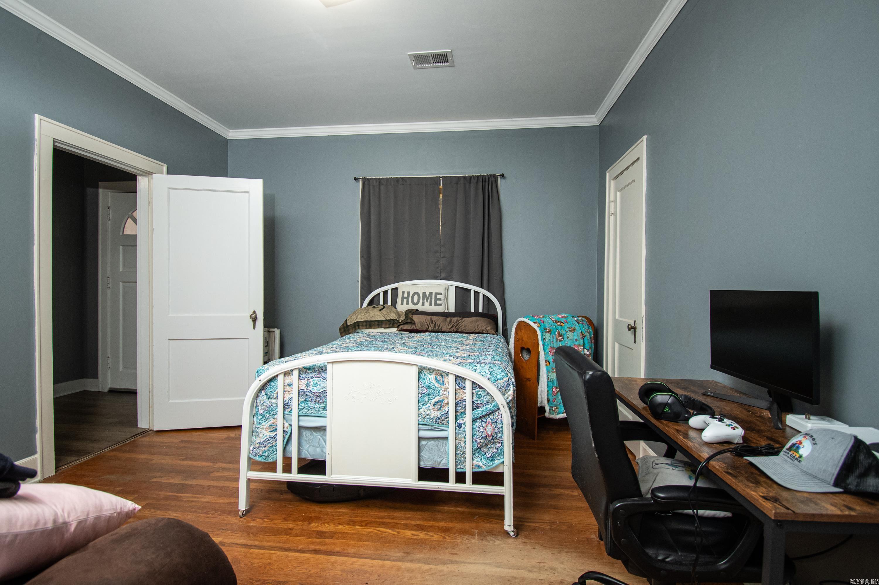 SHADY GROVE - Residential