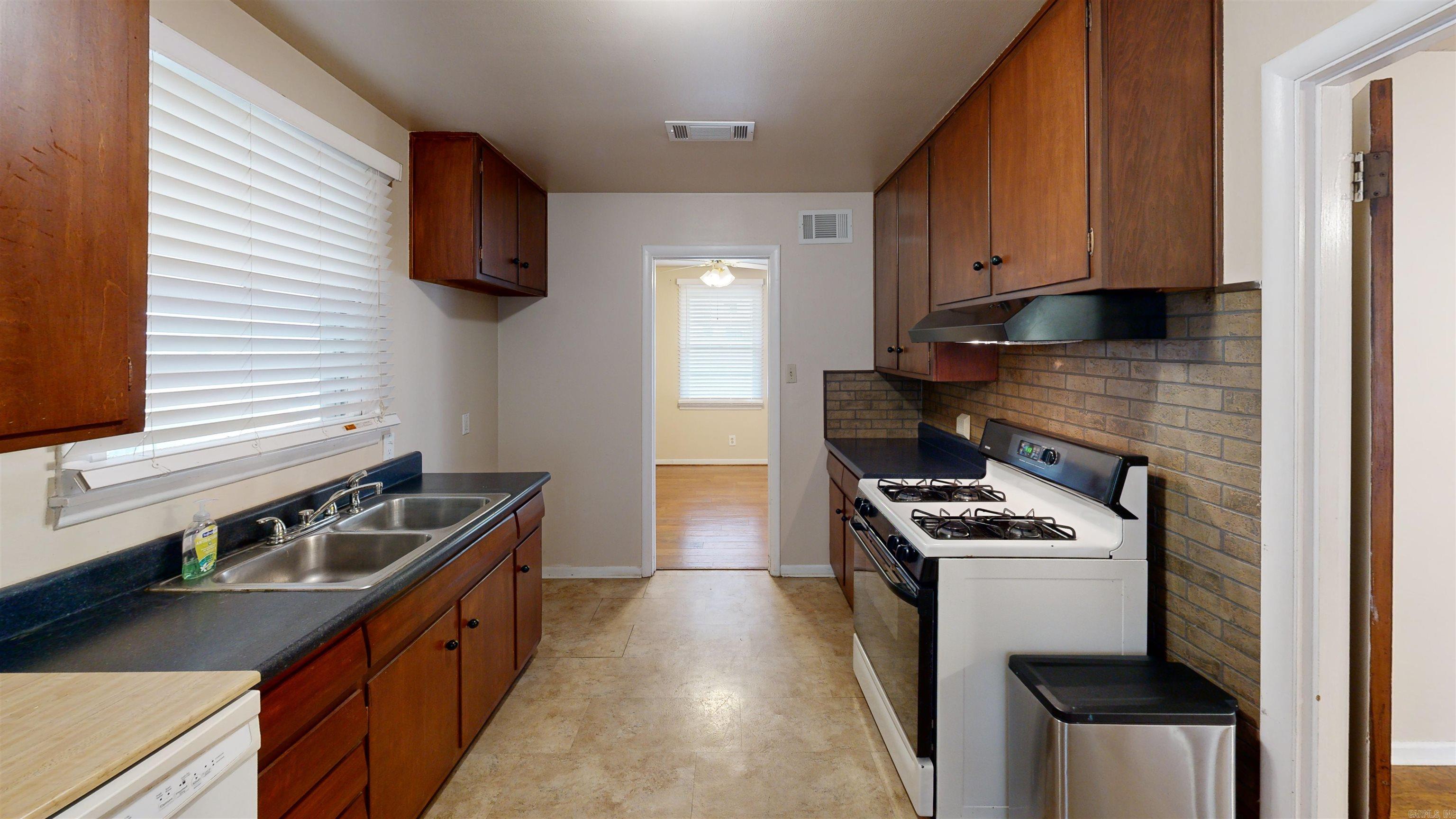 BELWOOD ADDN - Residential