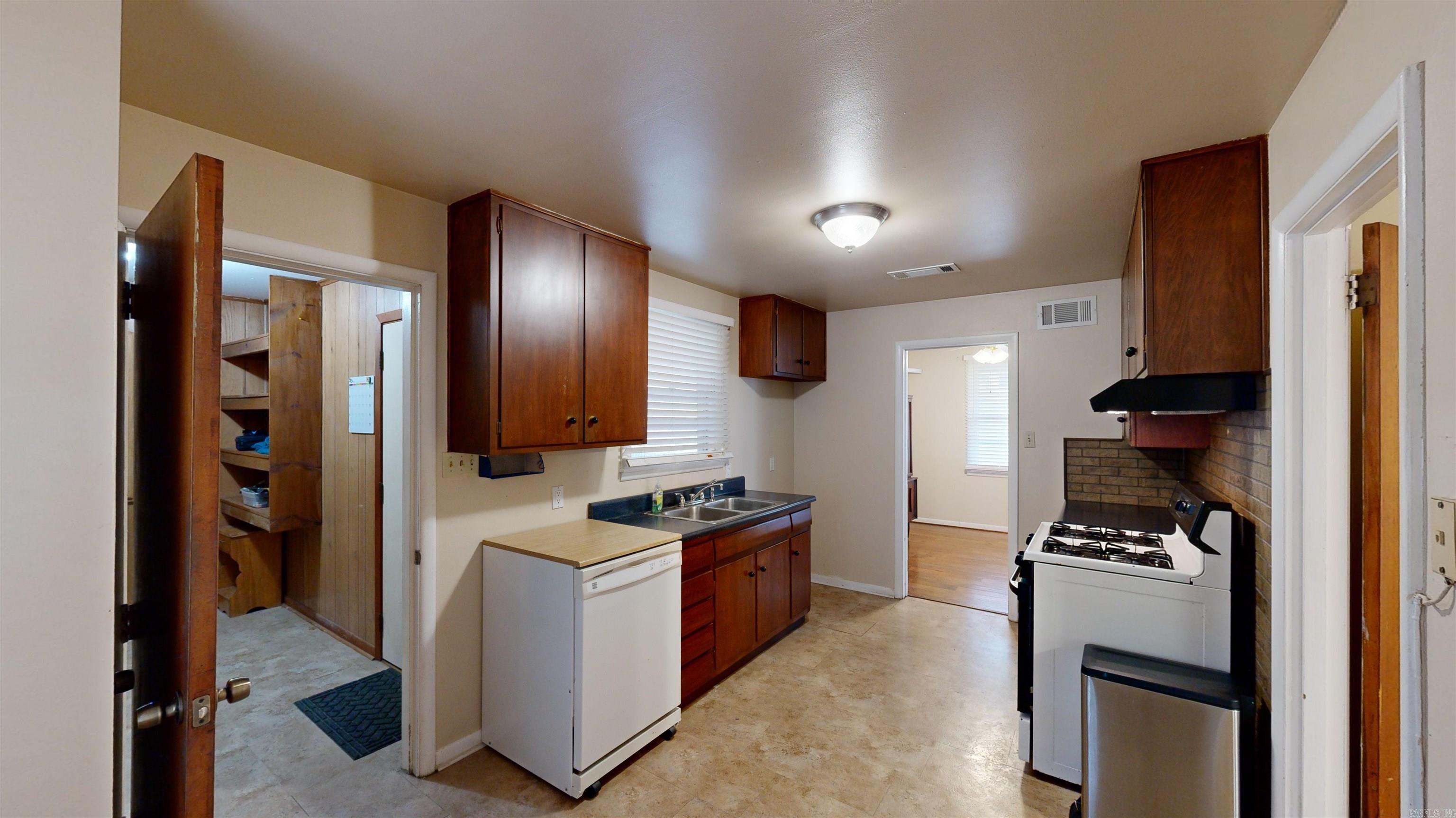 BELWOOD ADDN - Residential
