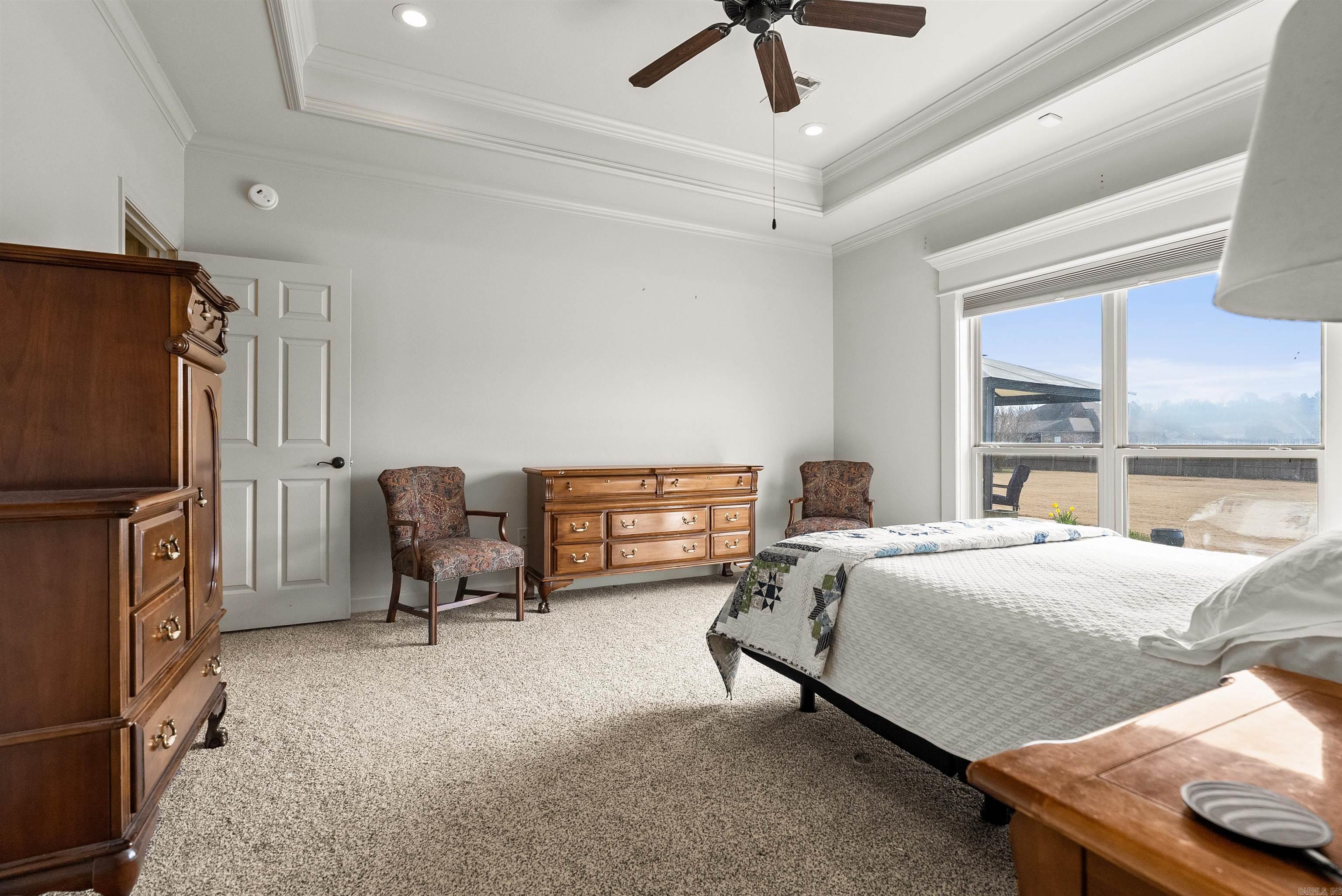 HUNTINGTON ESTATES - Residential