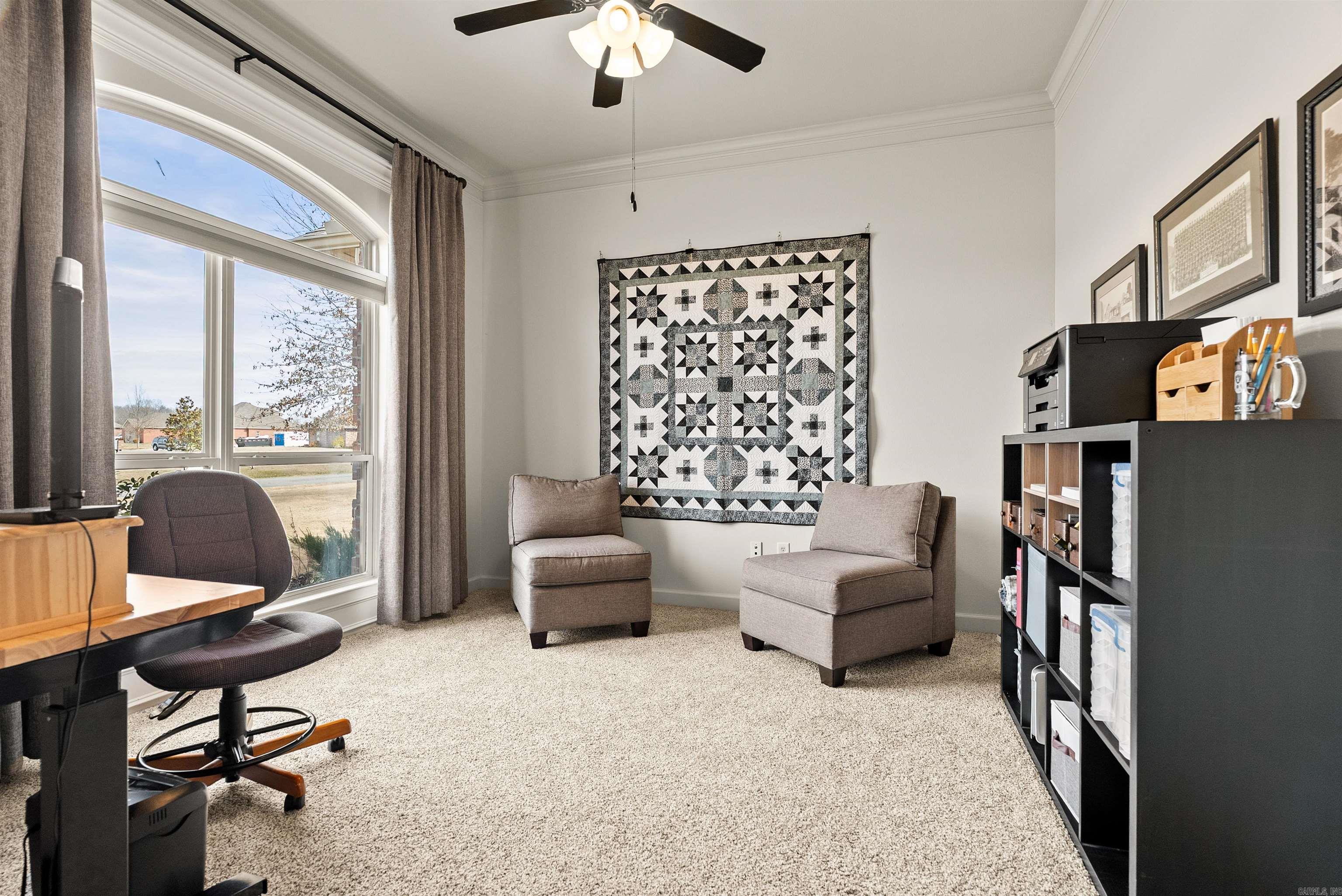 HUNTINGTON ESTATES - Residential