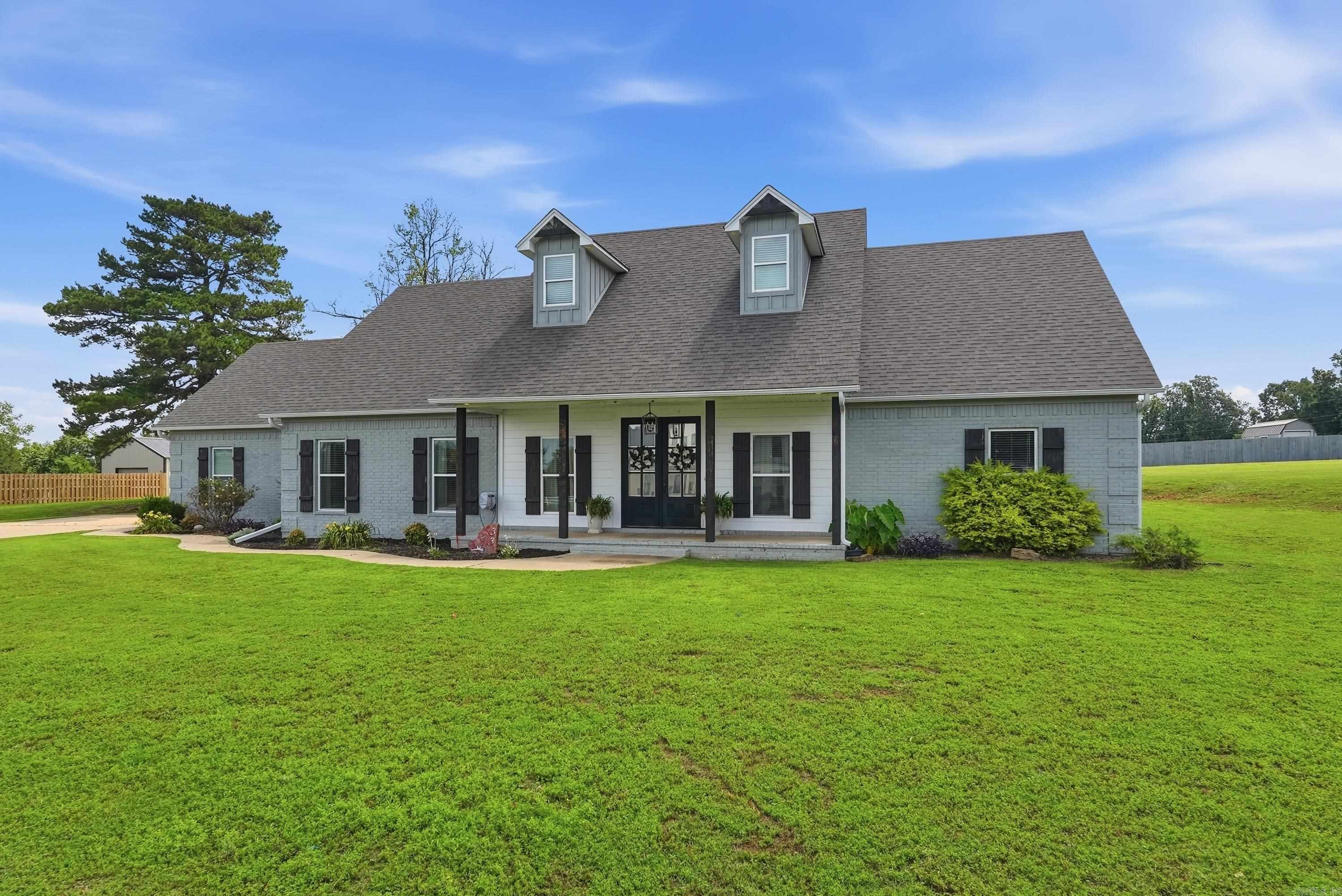 SOUTHERN MANOR - Residential