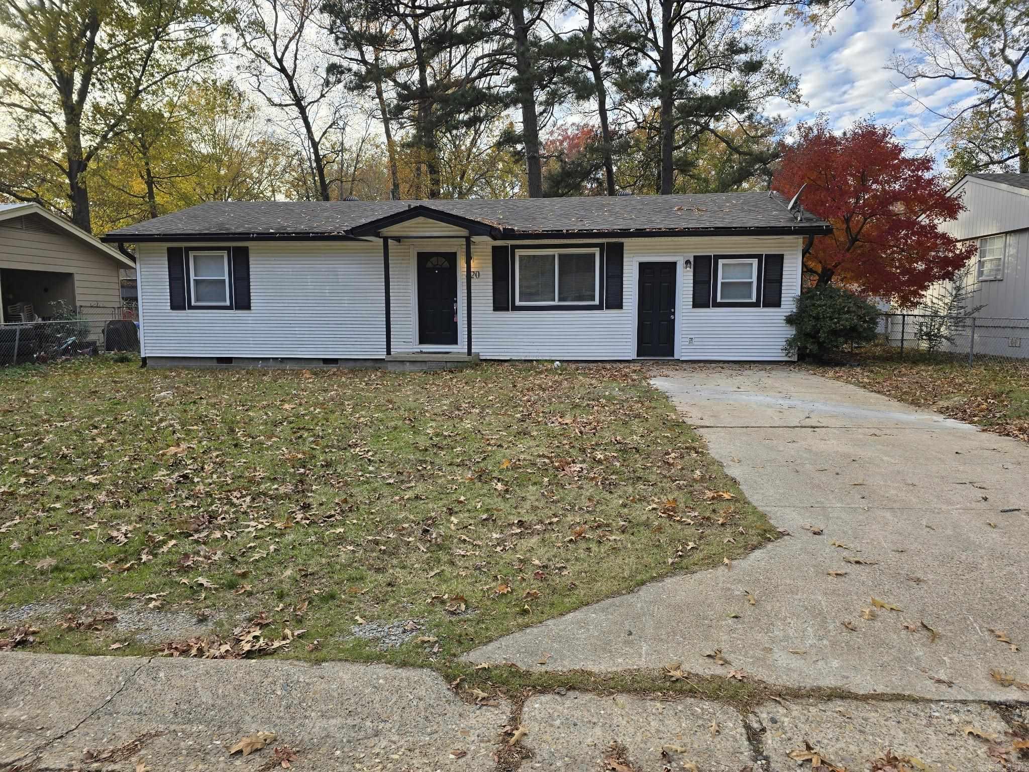 Welcome to 820 Edgehill in Benton, AR! This charming 3 bedroom, 1 bathroom home is perfect for those looking for a cozy space to call their own. The super cute exterior invites you in to discover the interior featuring no carpet throughout the house. The fenced-in yard provides a private outdoor space for relaxation or entertaining. Located in a convenient area, this home is ideal for those seeking a low-maintenance lifestyle. Don't miss out on the opportunity to make 820 Edgehill your new home sweet home! Section 8 approved. All Prime Realty and Property Management residents are enrolled in the Resident Benefits Package (RBP) for $50.00/month which includes liability insurance, credit building to help boost the resident’s credit score with timely rent payments, up to $1M Identity Theft Protection, HVAC air filter delivery (for applicable properties), move-in concierge service making utility connection and home service setup a breeze during your move-in, our best-in-class resident rewards program, on-demand pest control, and much more! More details upon application.