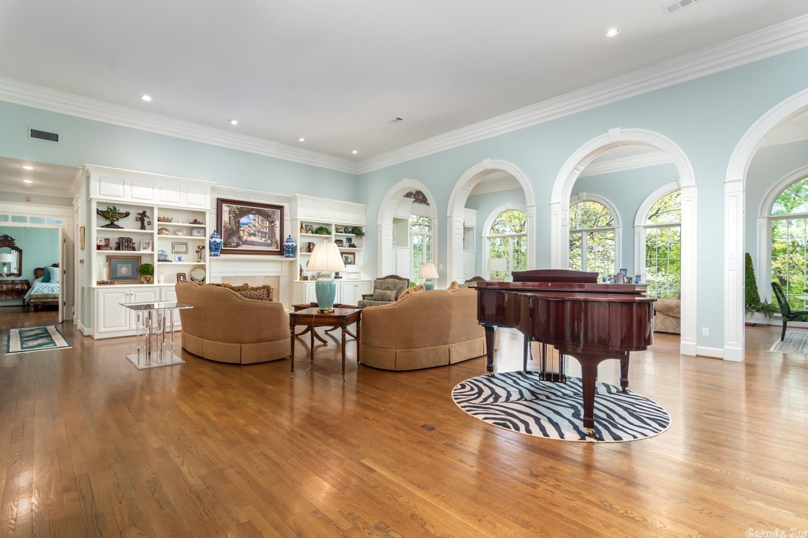 PLEASANT VALLEY - Residential