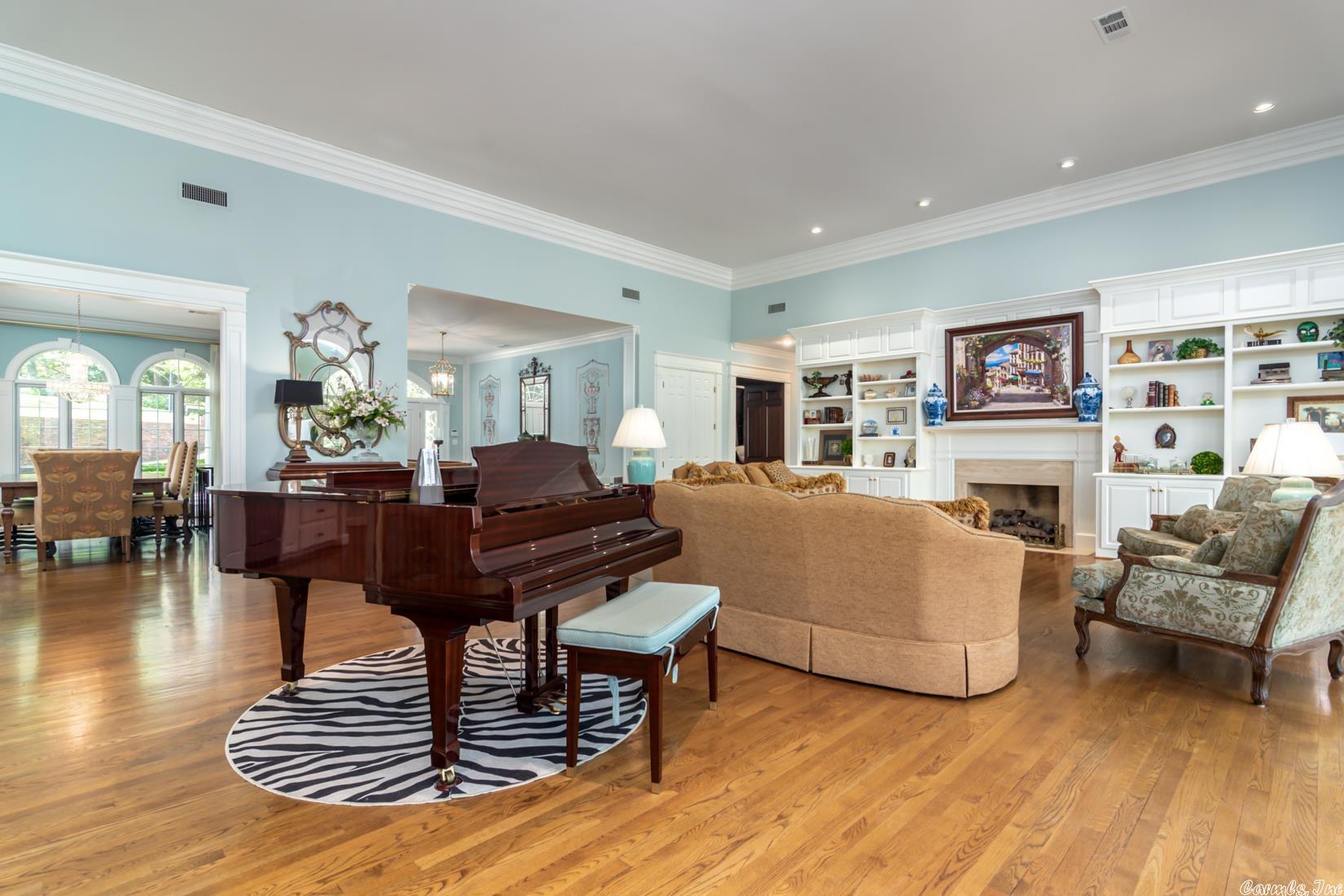 PLEASANT VALLEY - Residential