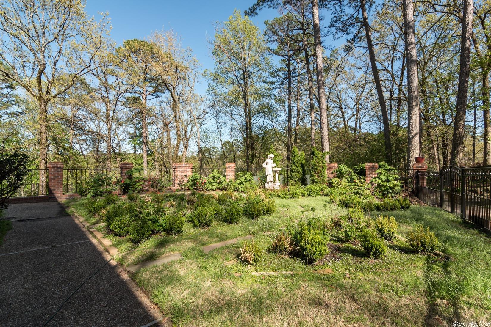 PLEASANT VALLEY - Residential