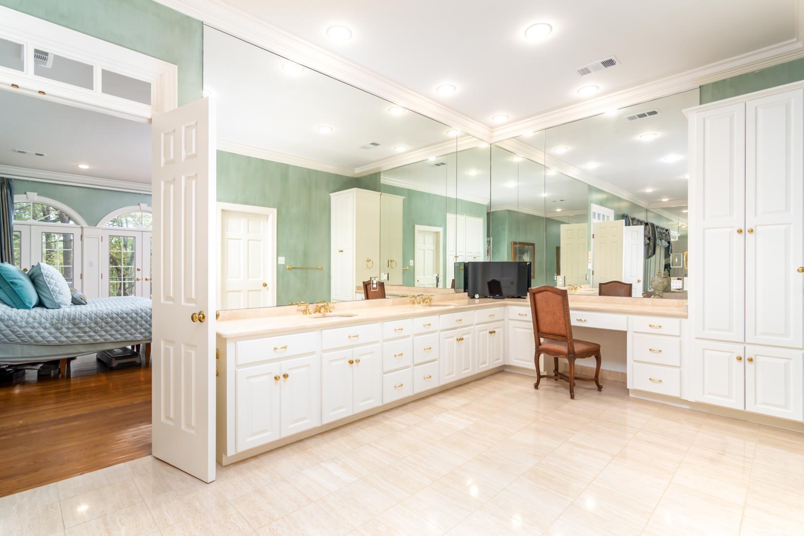 PLEASANT VALLEY - Residential