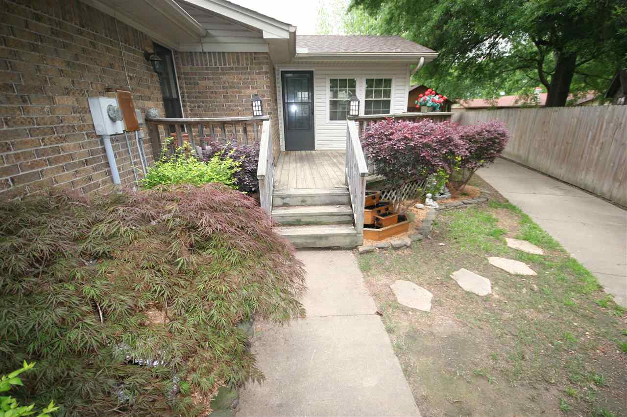 STONEWALL - Residential