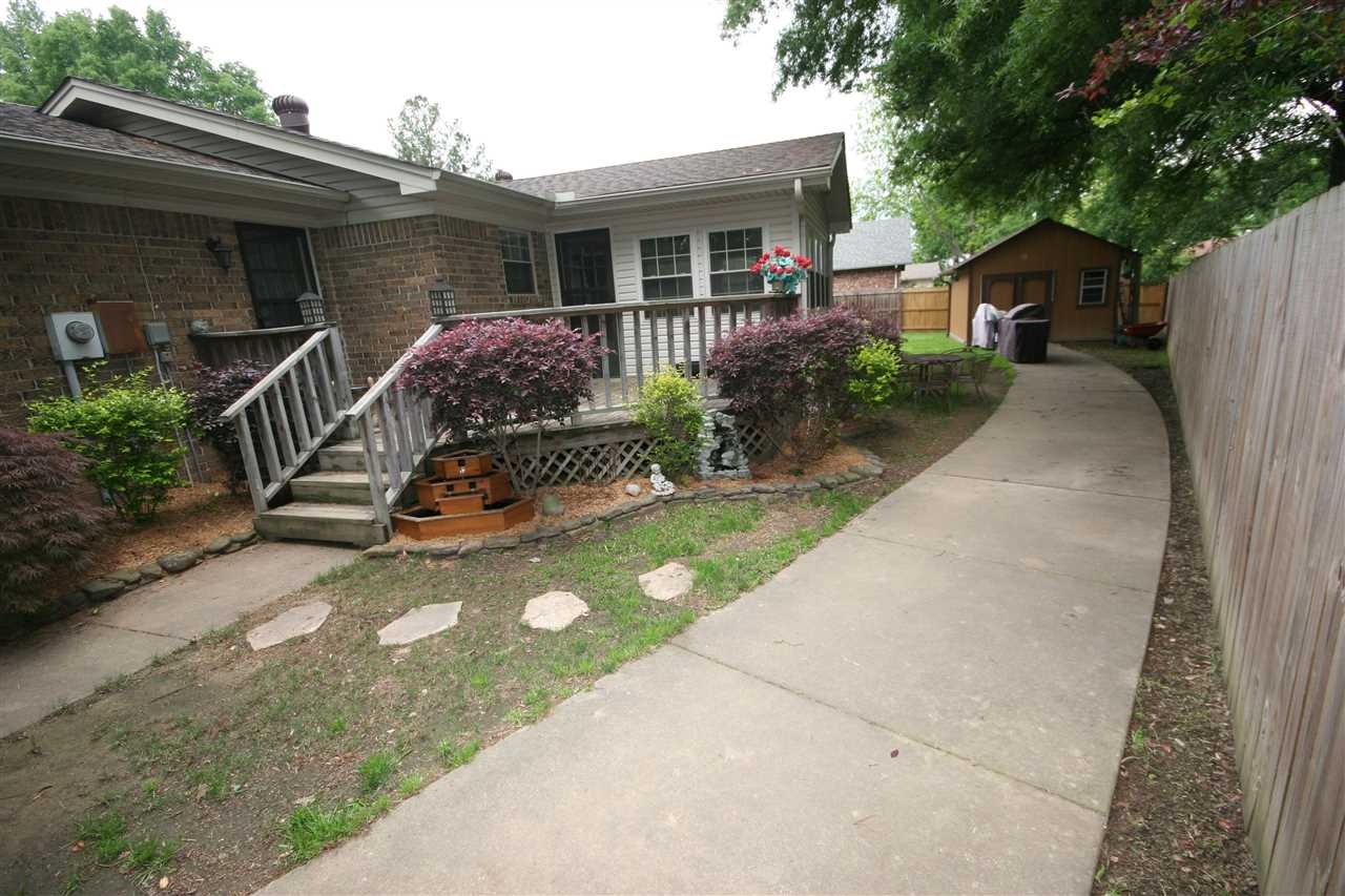 STONEWALL - Residential