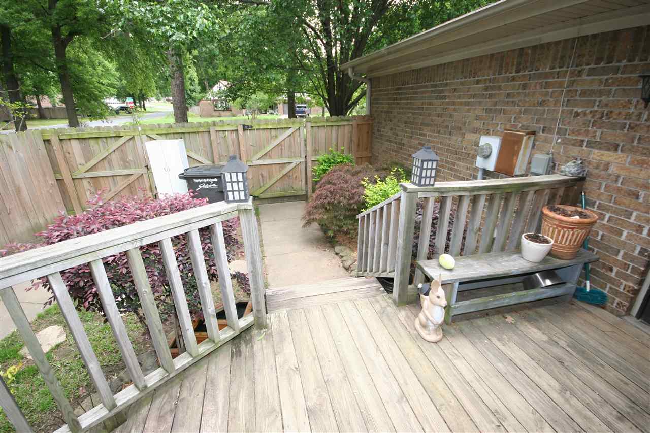 STONEWALL - Residential