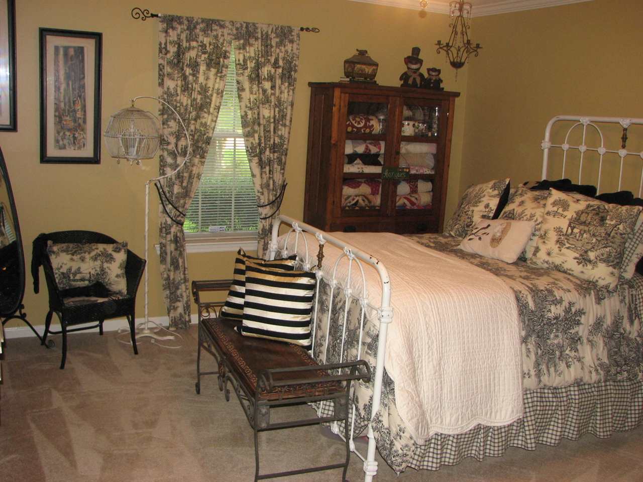 STONEWALL - Residential
