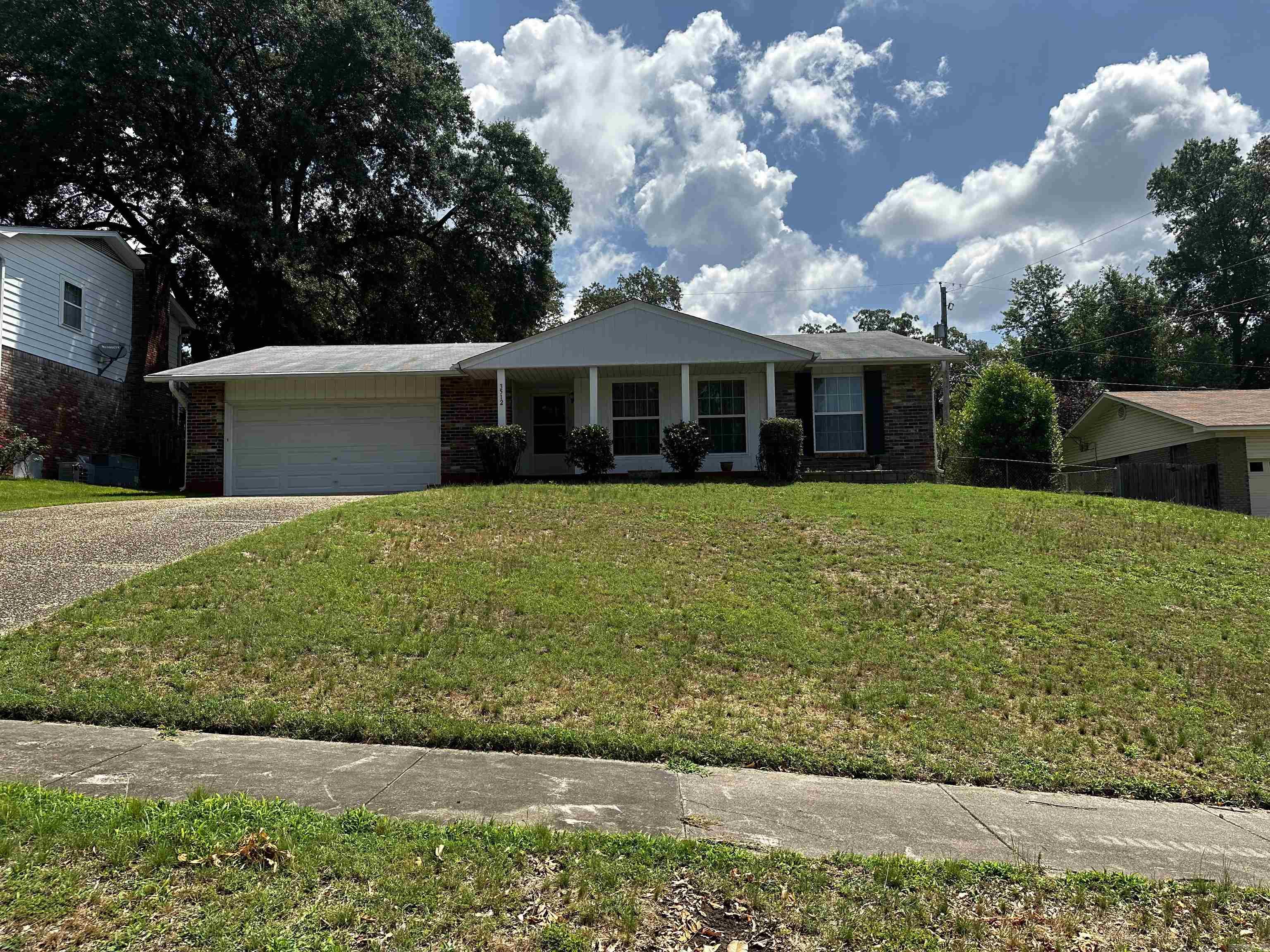 Beautiful Lakewood home located on a quiet street close to schools and shopping. This well maintained home has new flooring and paint. The den is spacious with a brick fireplace. The living room is not only spacious, it has plenty of natural light. The large backyard is ready for your summer cookouts!! Call for you showing today!! You don't want to miss this one!    AGENTS, PLEASE READ AGENTS REMARKS BEFORE WRITING AN OFFER!