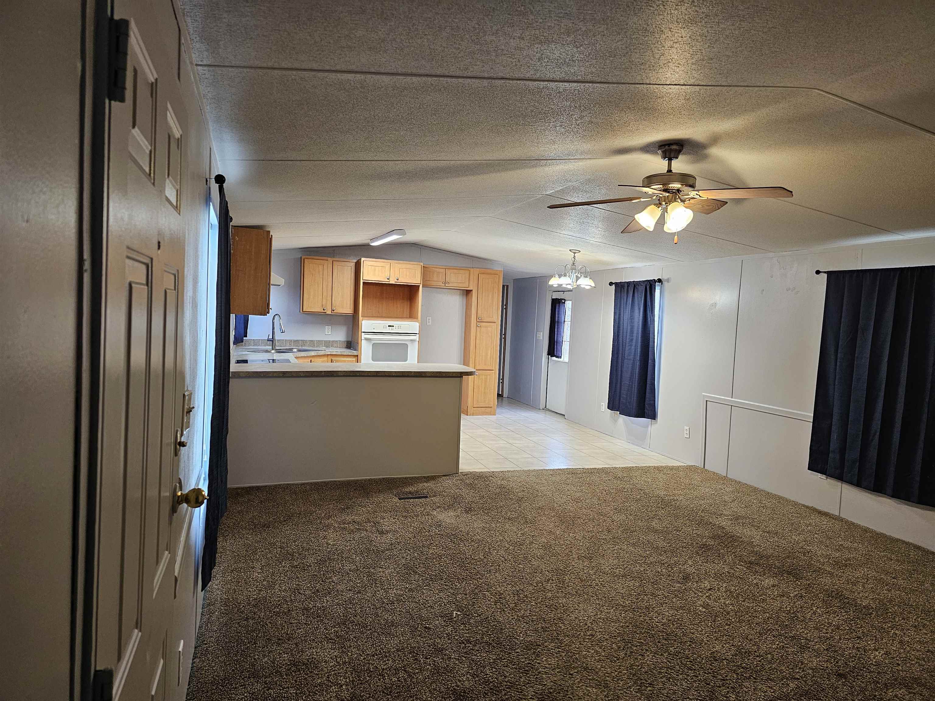VALLEY OAKS - Residential