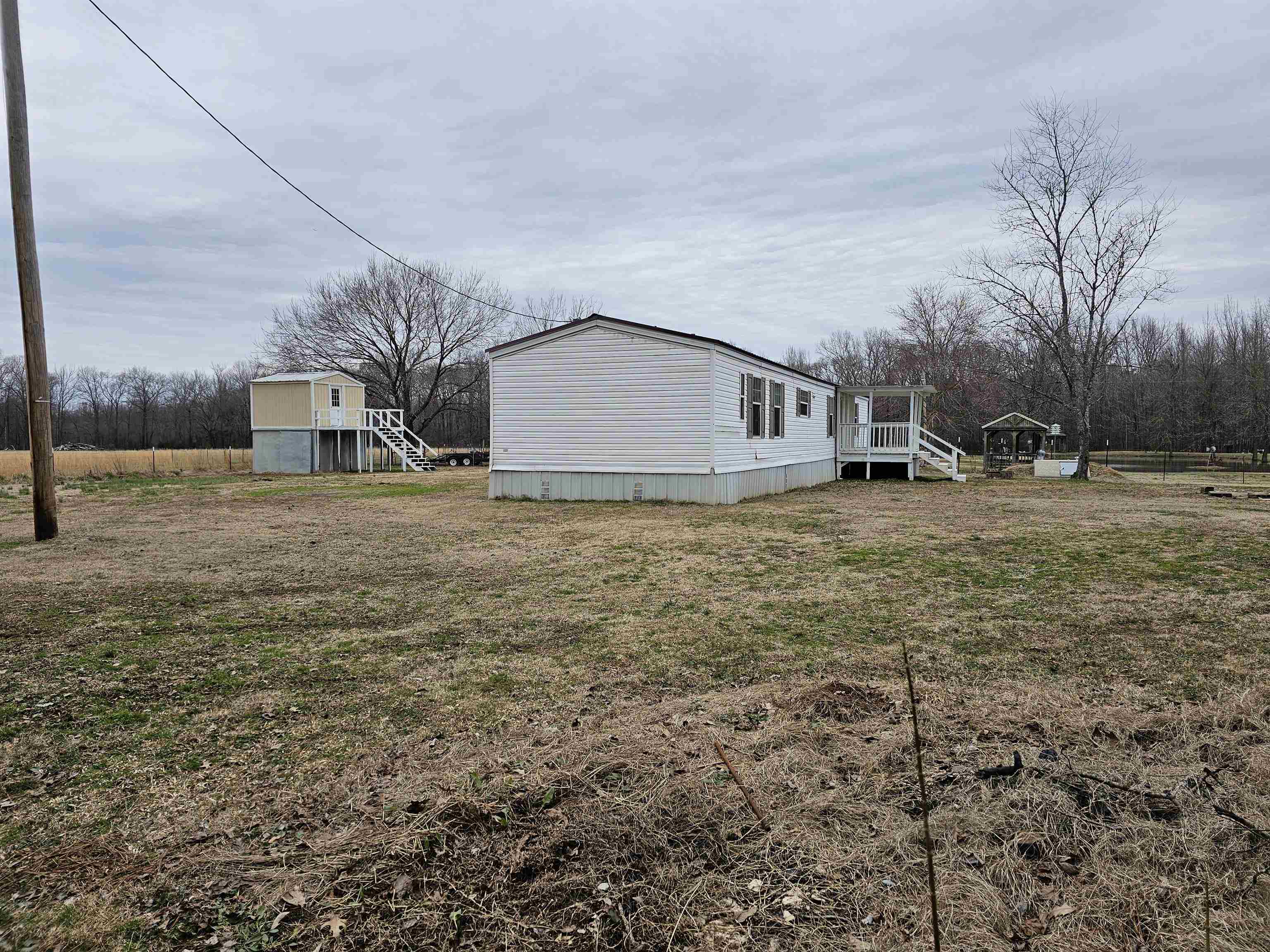 VALLEY OAKS - Residential