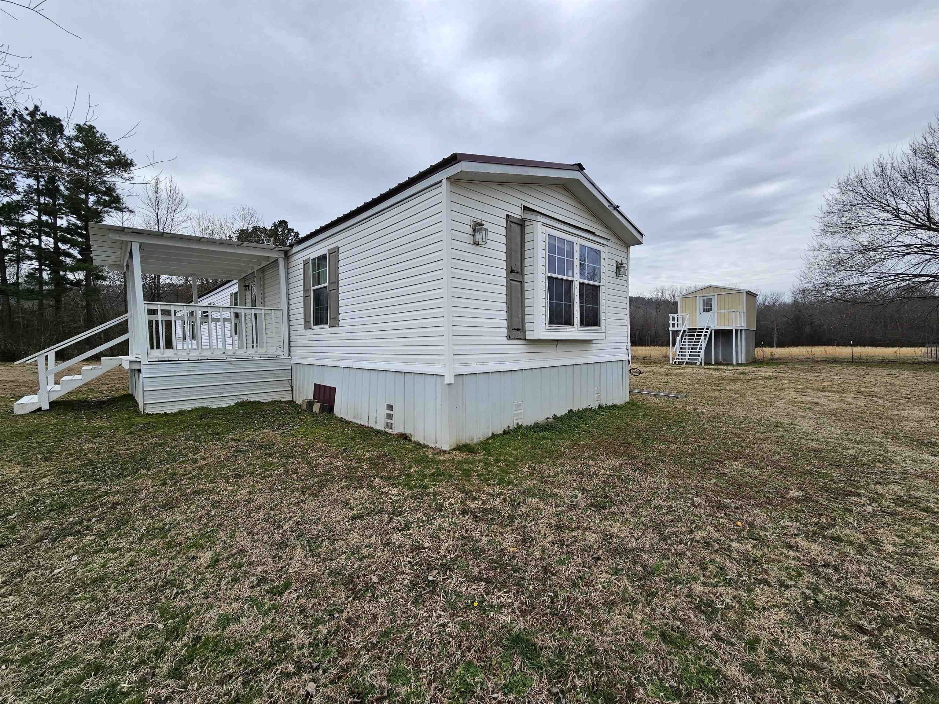 VALLEY OAKS - Residential
