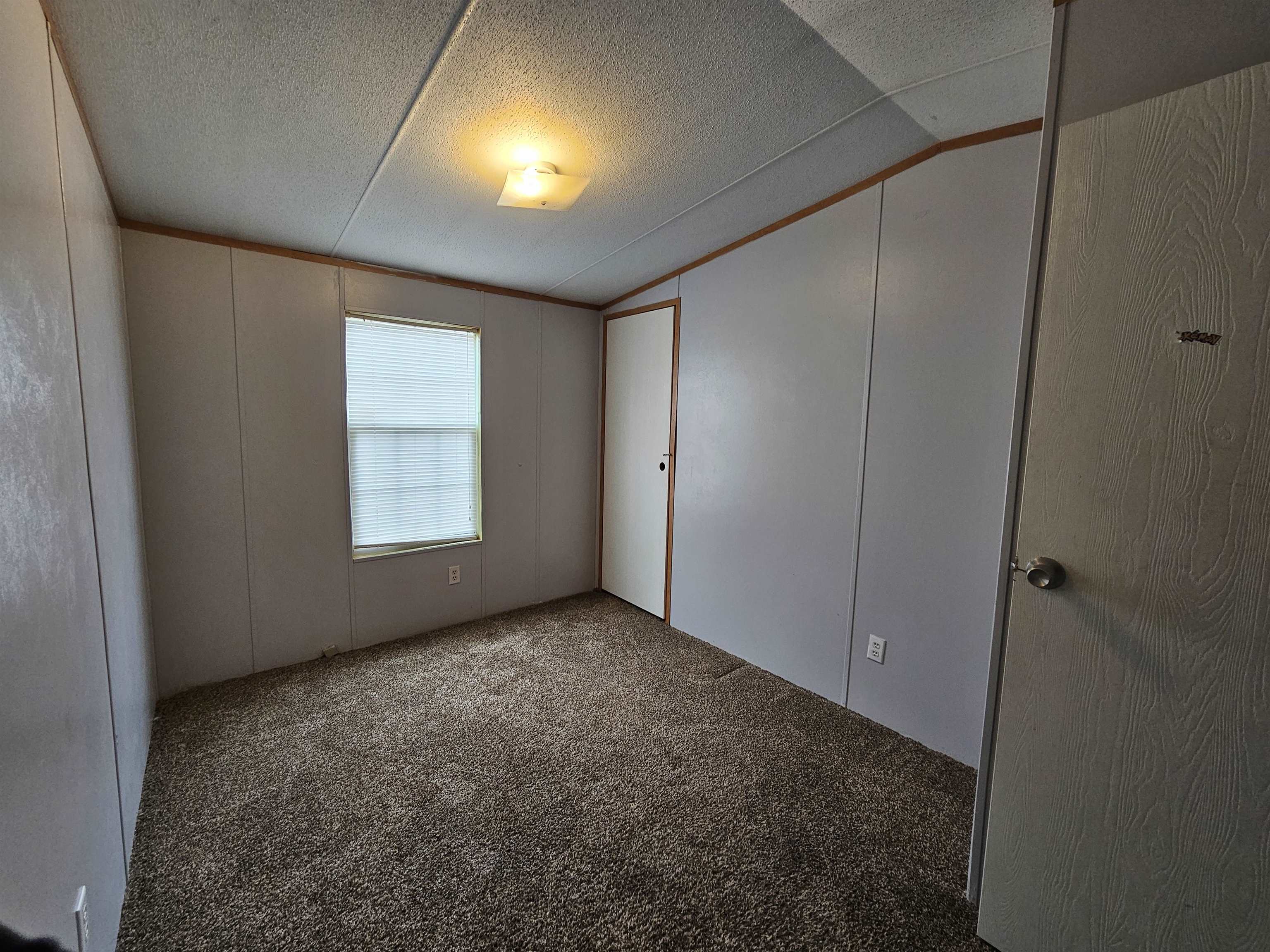 VALLEY OAKS - Residential