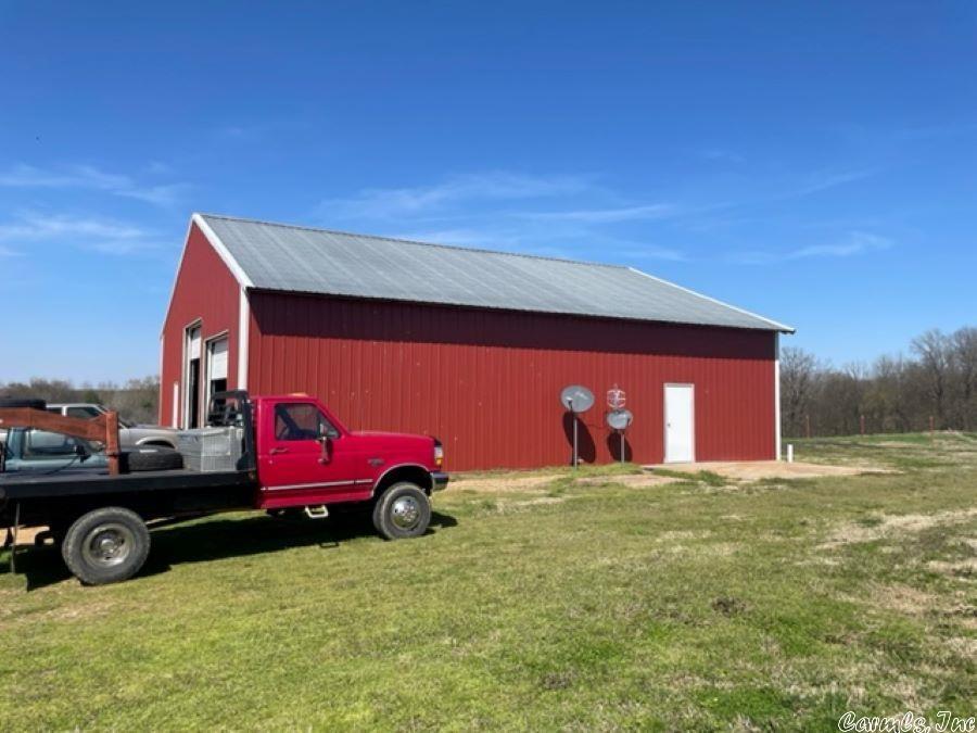 Metes & Bounds - Commercial Sale