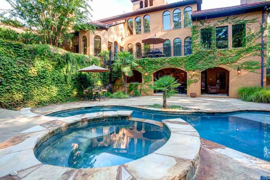 CHENAL DOWNS - Residential