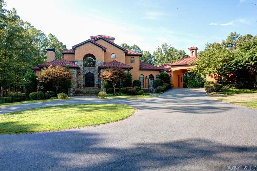 CHENAL DOWNS - Residential