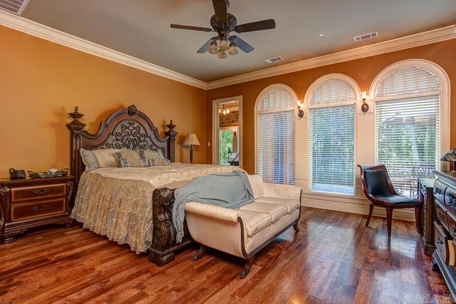 CHENAL DOWNS - Residential