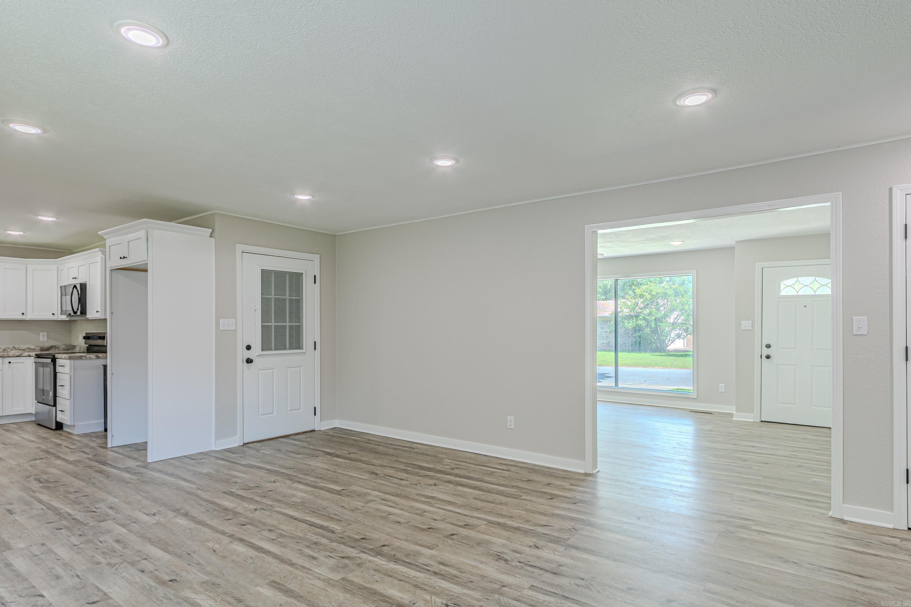 Sundale 2nd - Residential