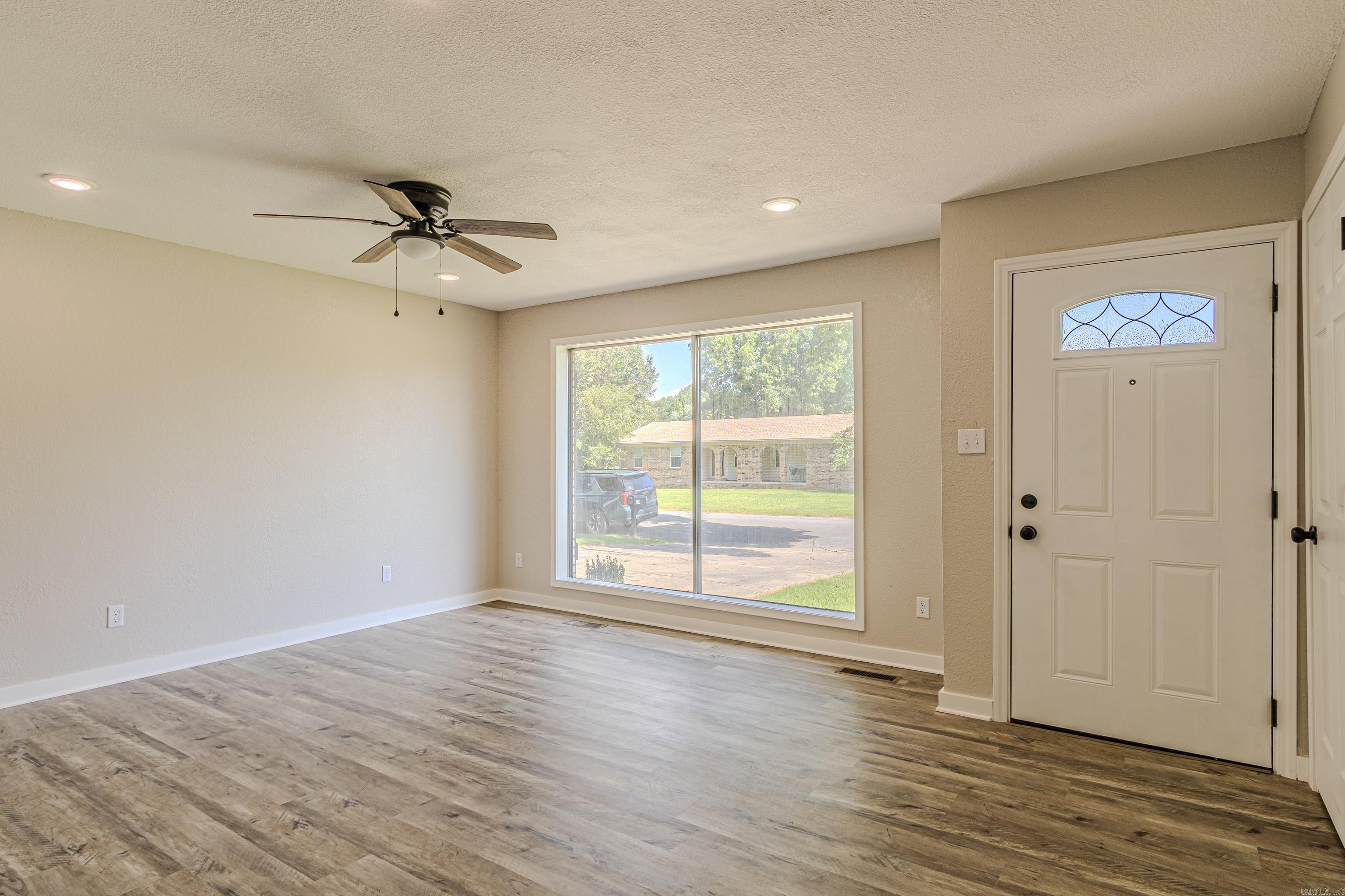 Sundale 2nd - Residential