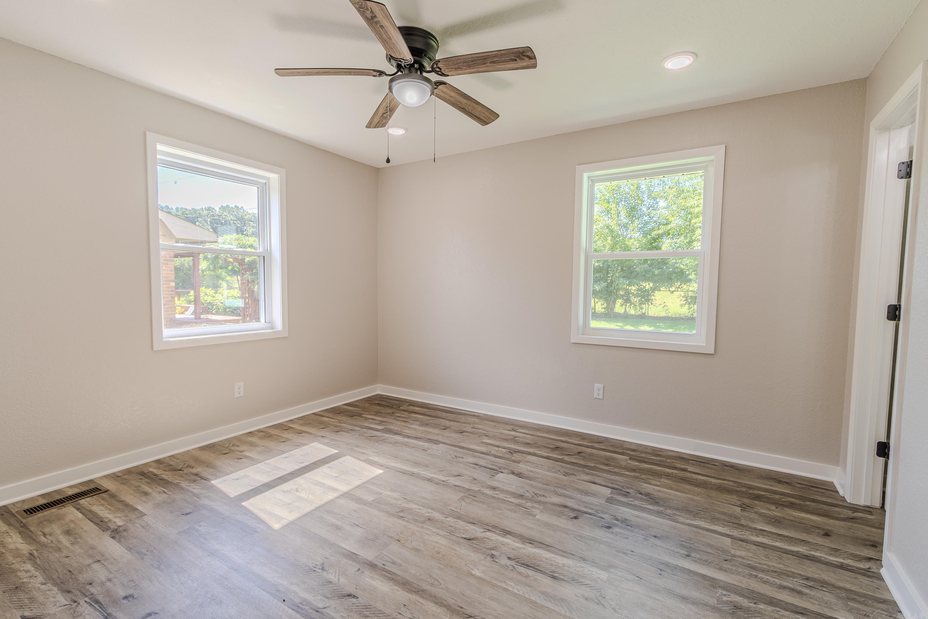 Sundale 2nd - Residential