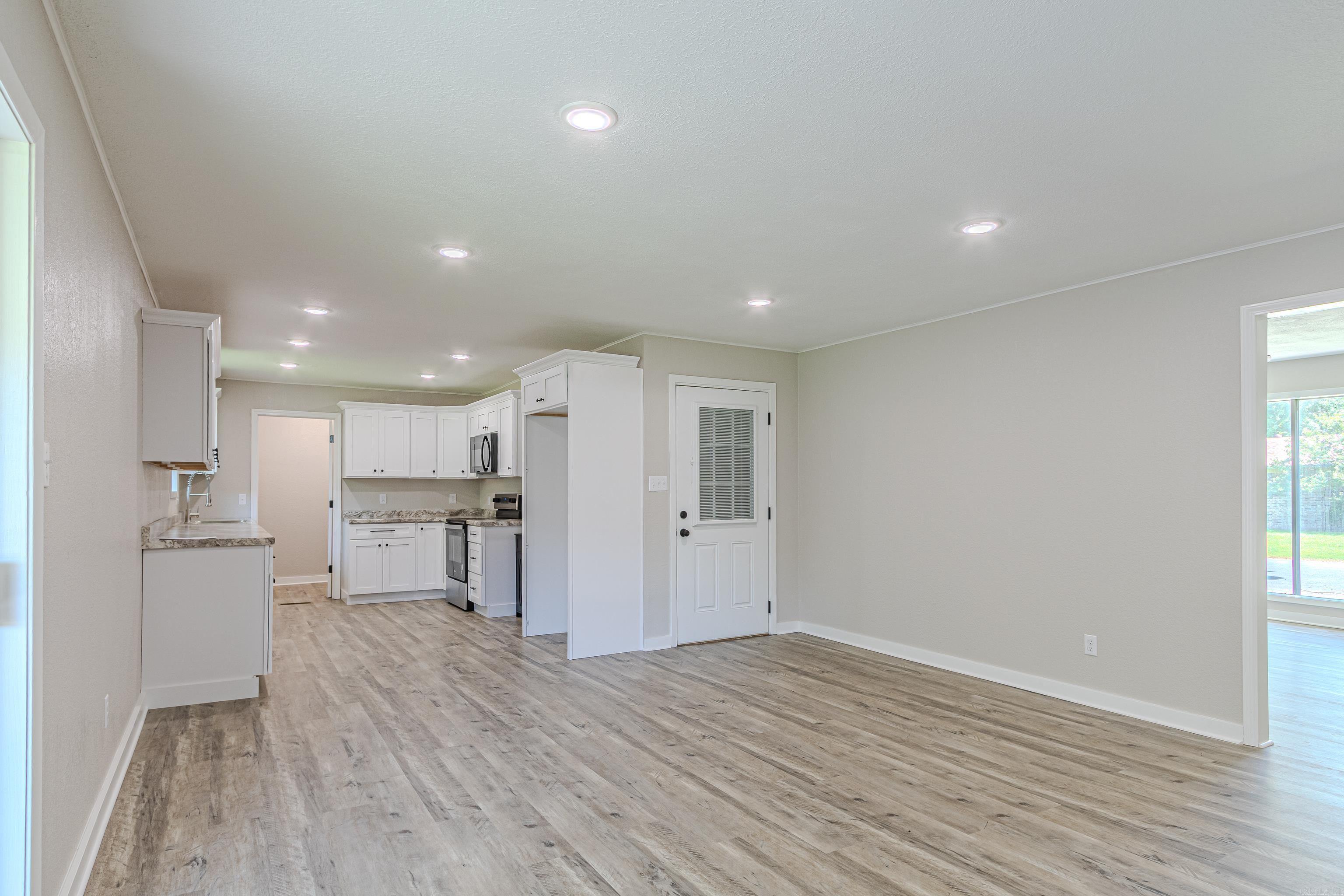 Sundale 2nd - Residential