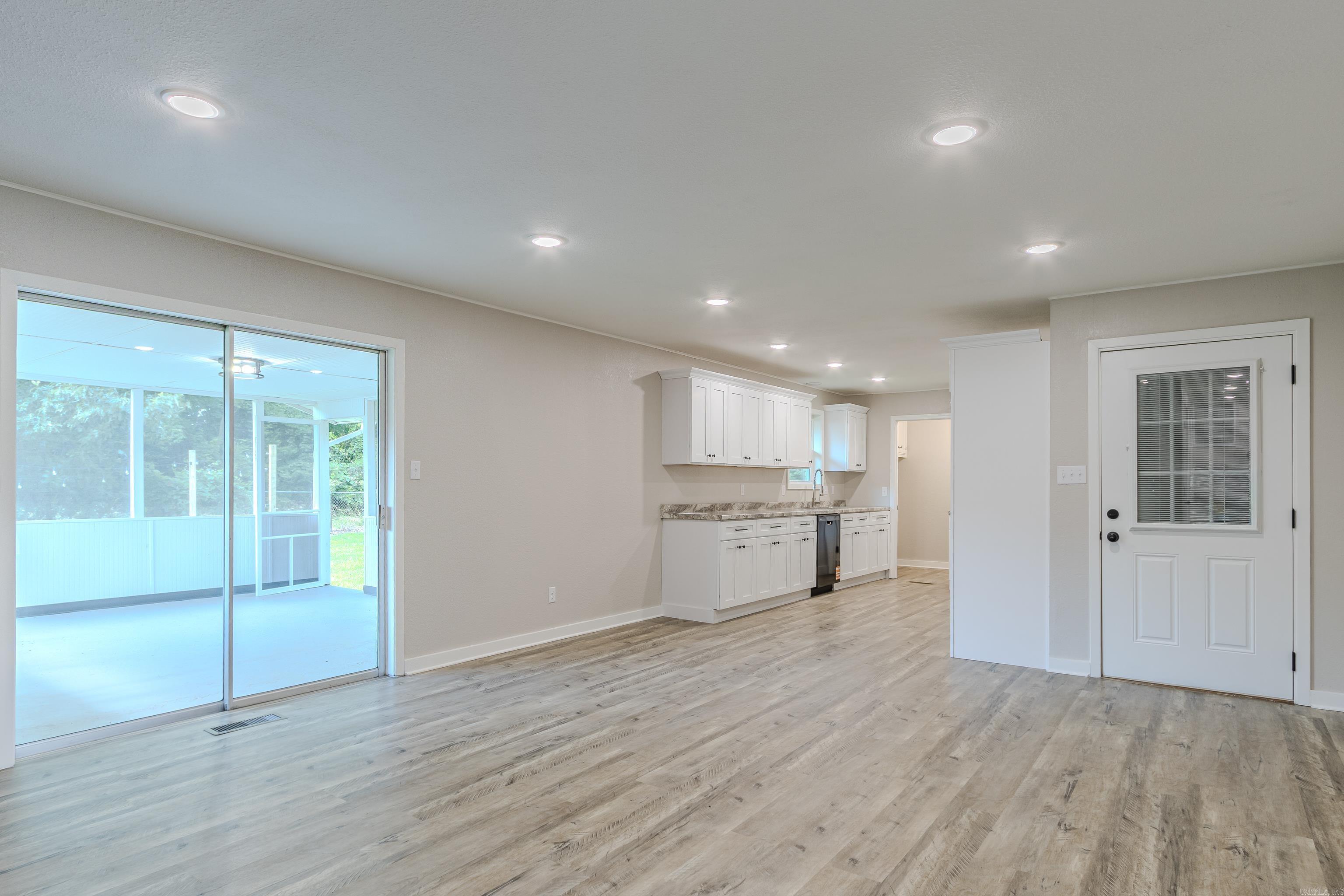Sundale 2nd - Residential