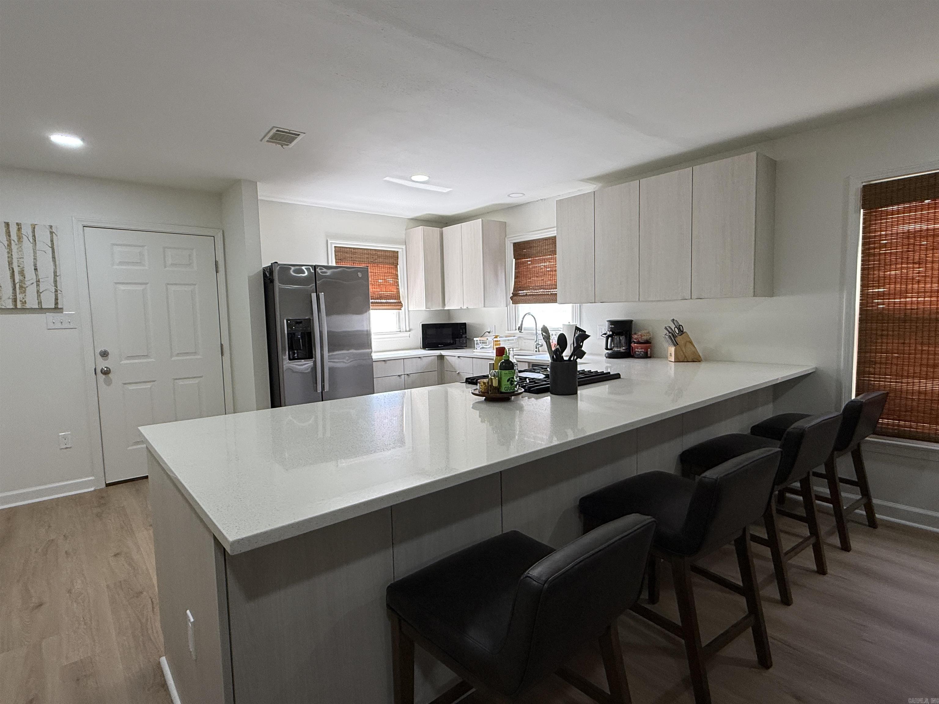 RIVER OAKS TRACE - Residential