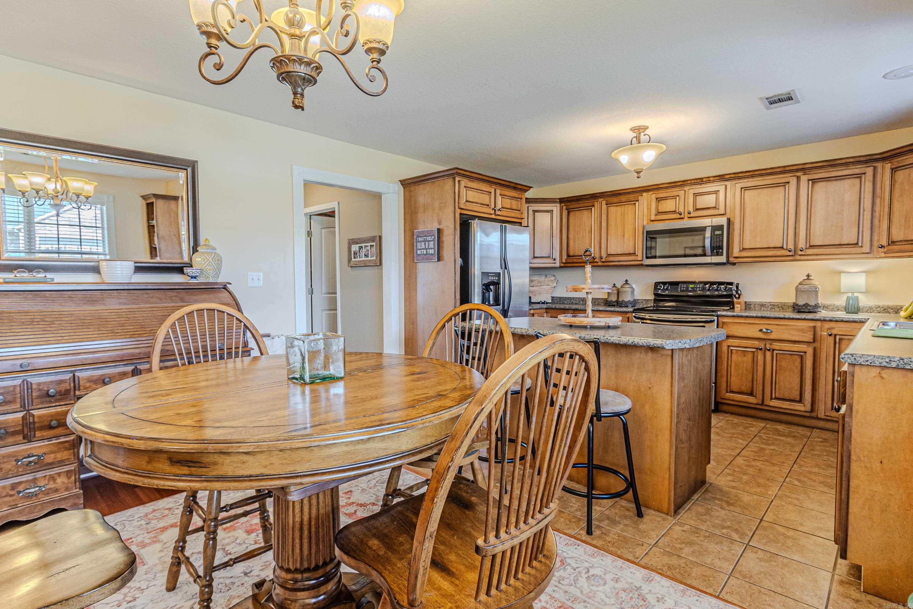 CARRIAGE HILL - Residential