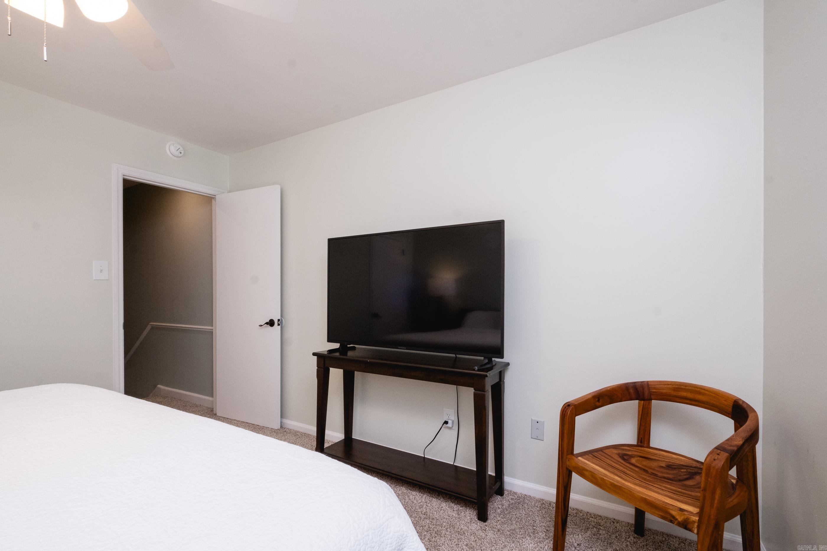 STURBRIDGE - Residential