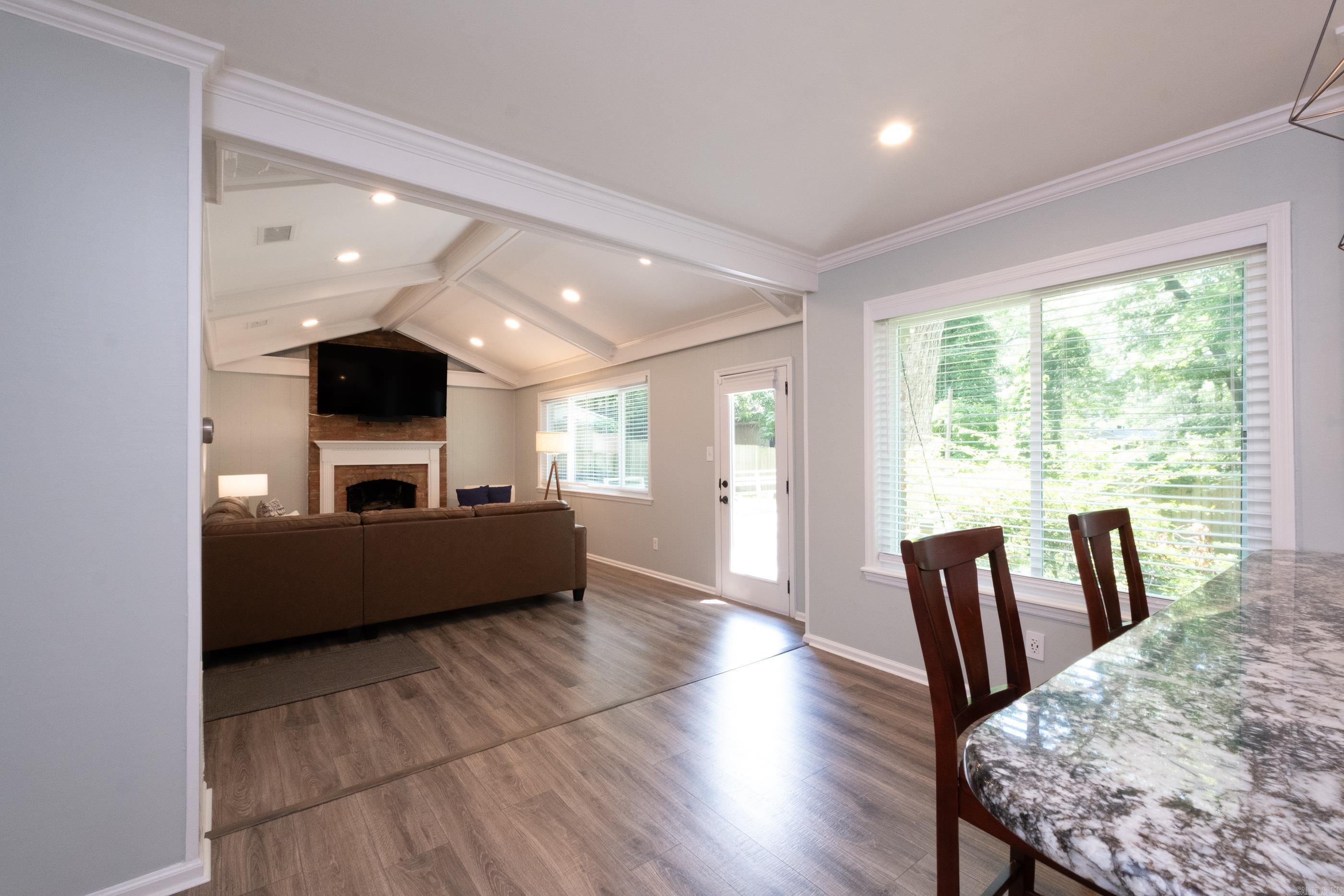STURBRIDGE - Residential