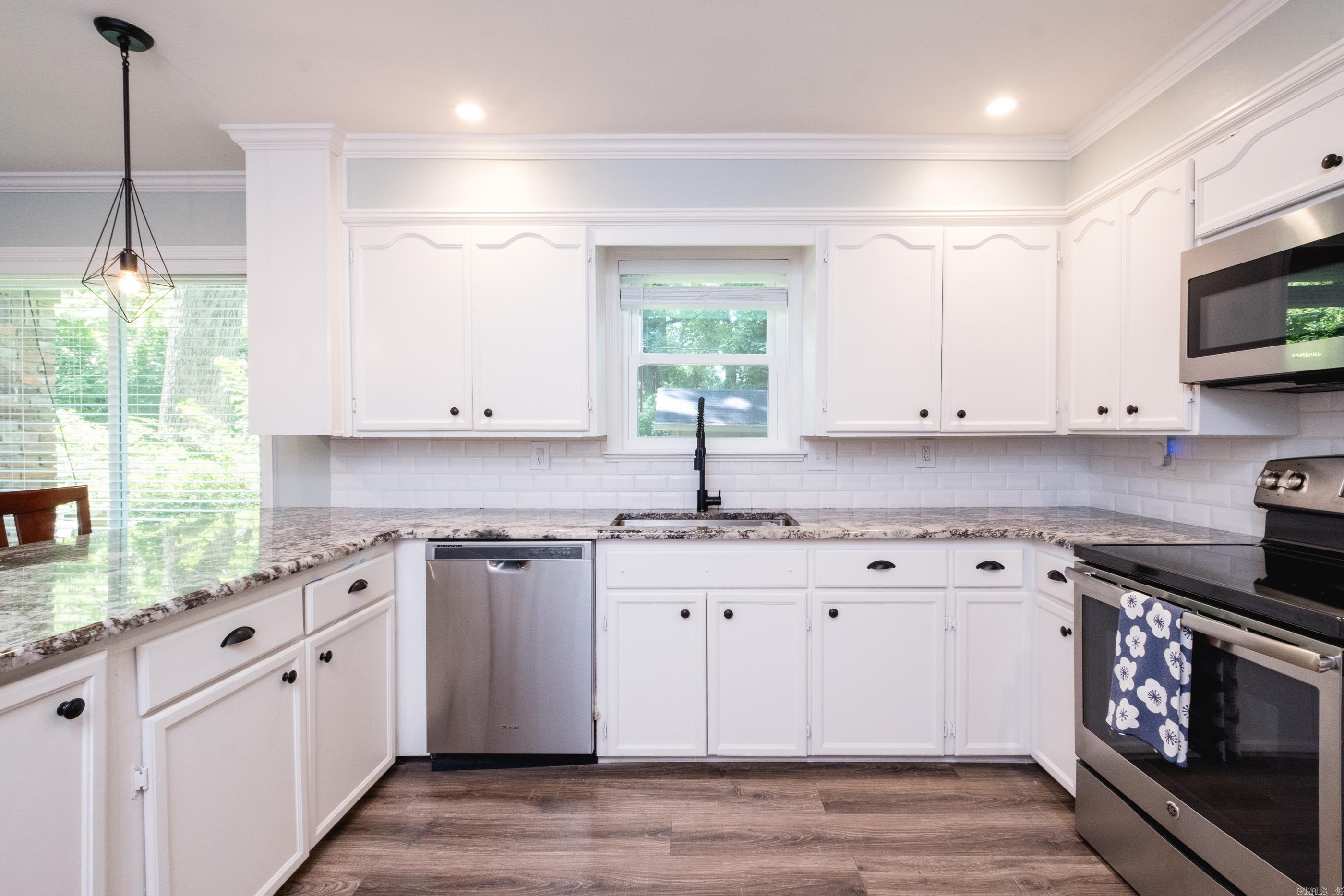 STURBRIDGE - Residential