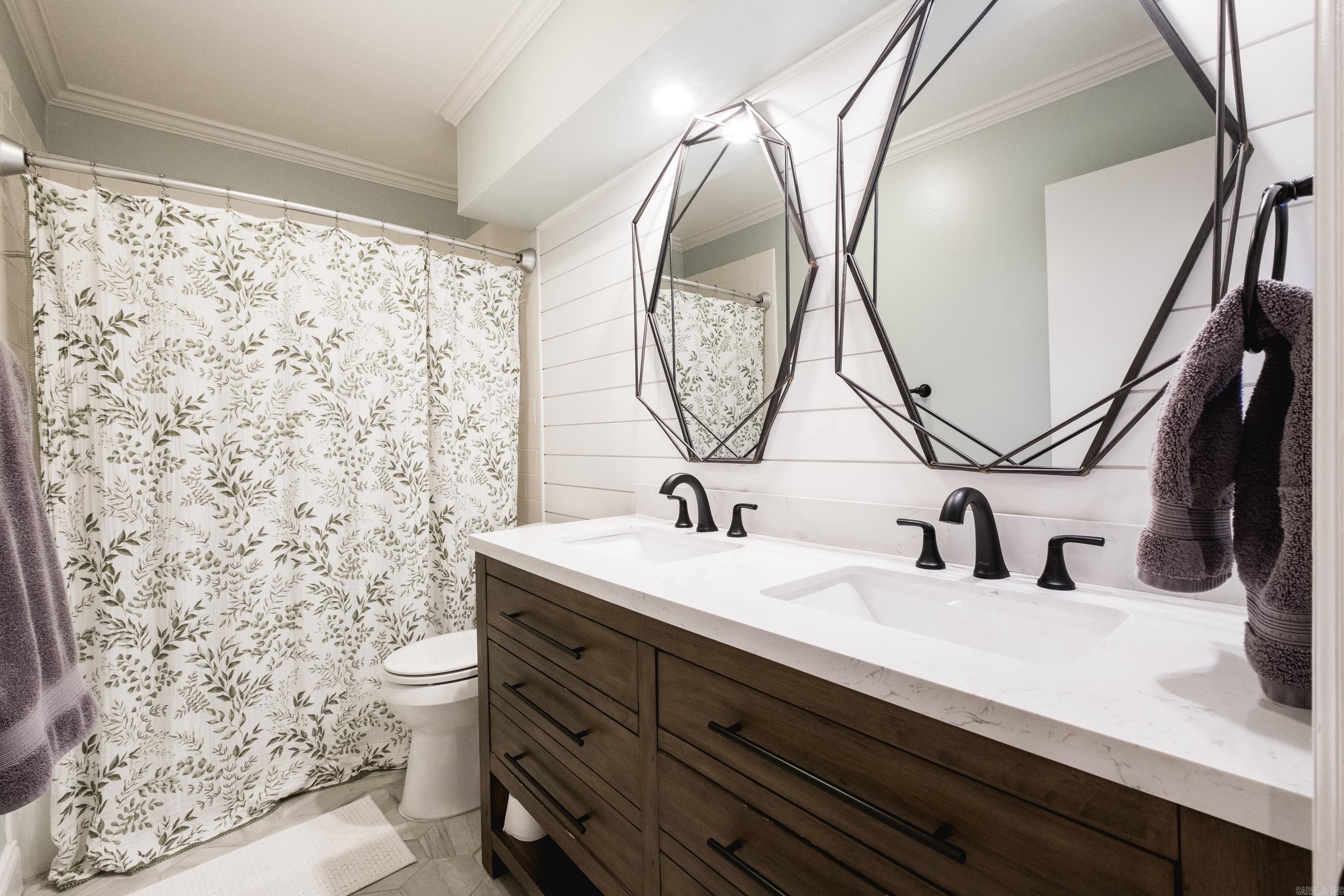 STURBRIDGE - Residential