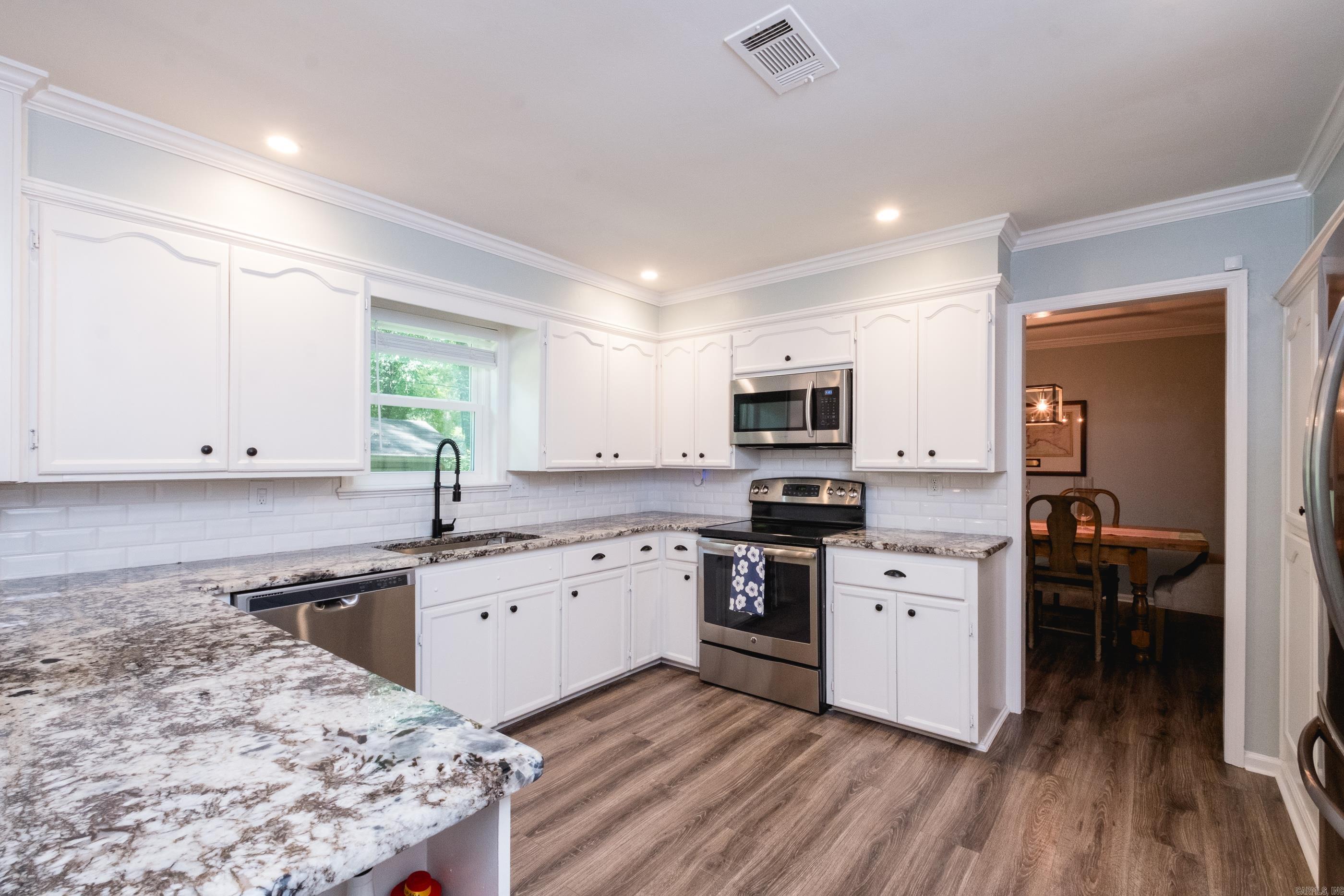 STURBRIDGE - Residential