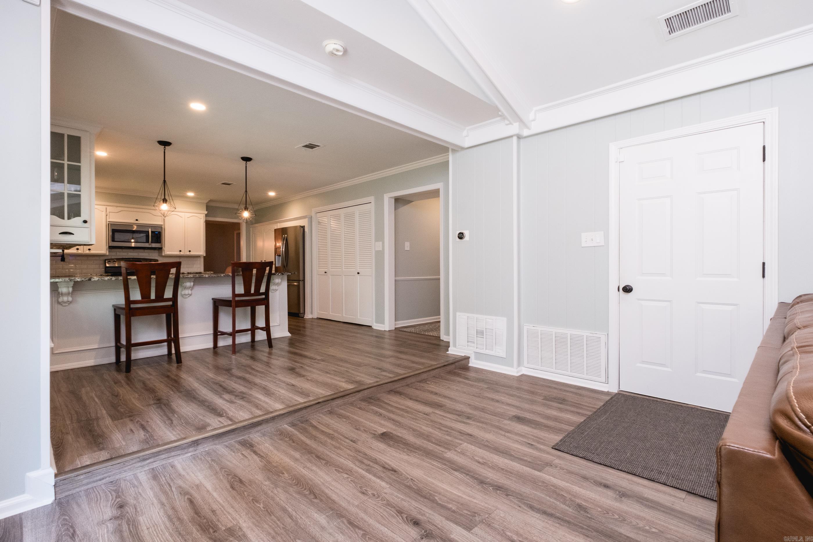 STURBRIDGE - Residential