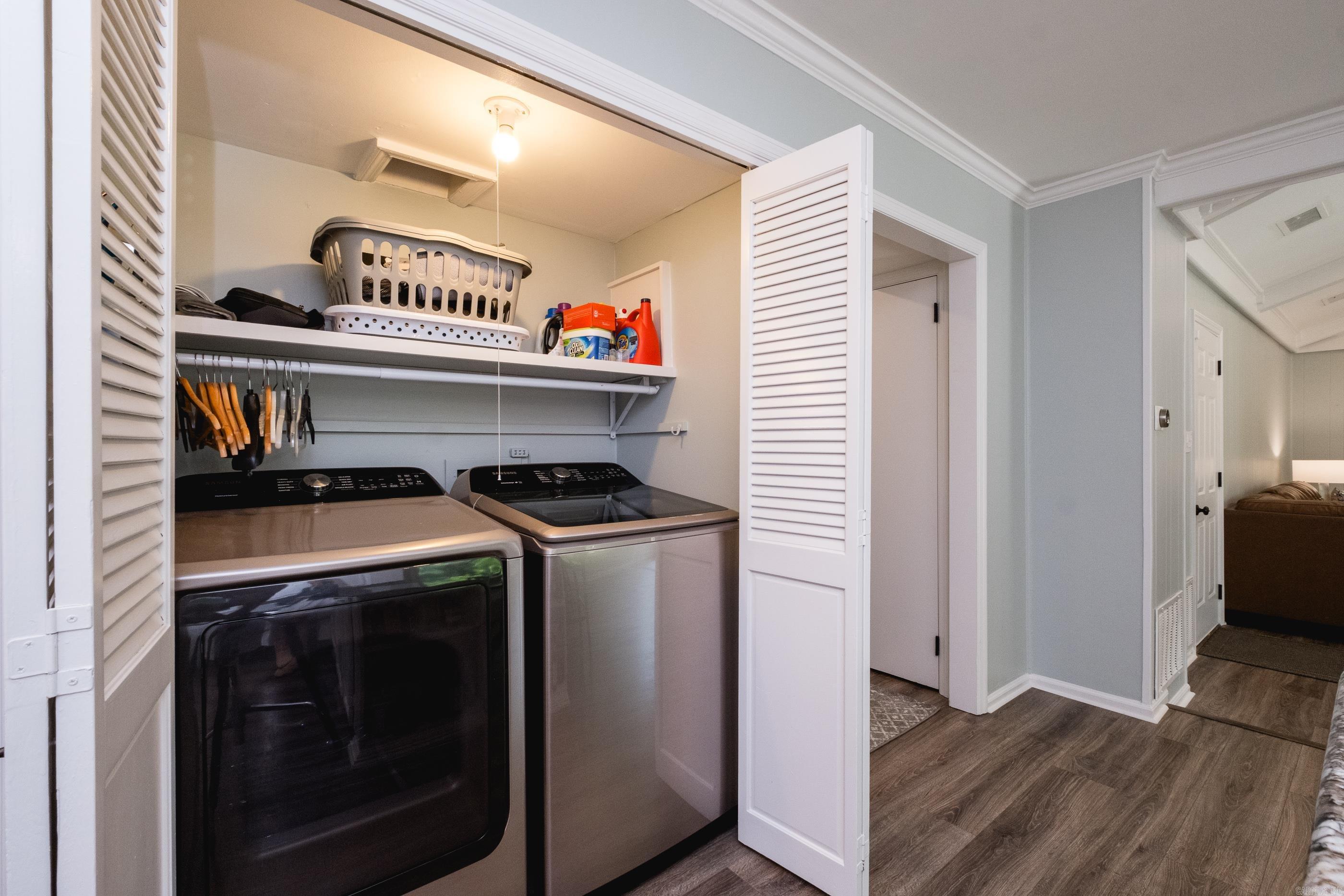 STURBRIDGE - Residential