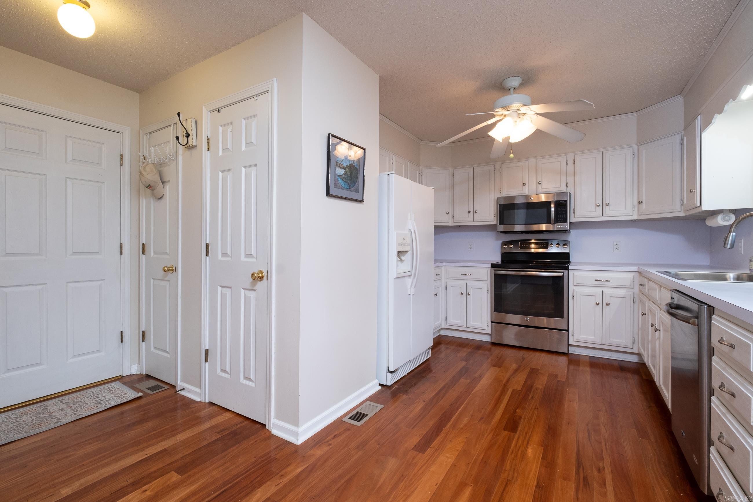 CEDAR RIDGE - Residential