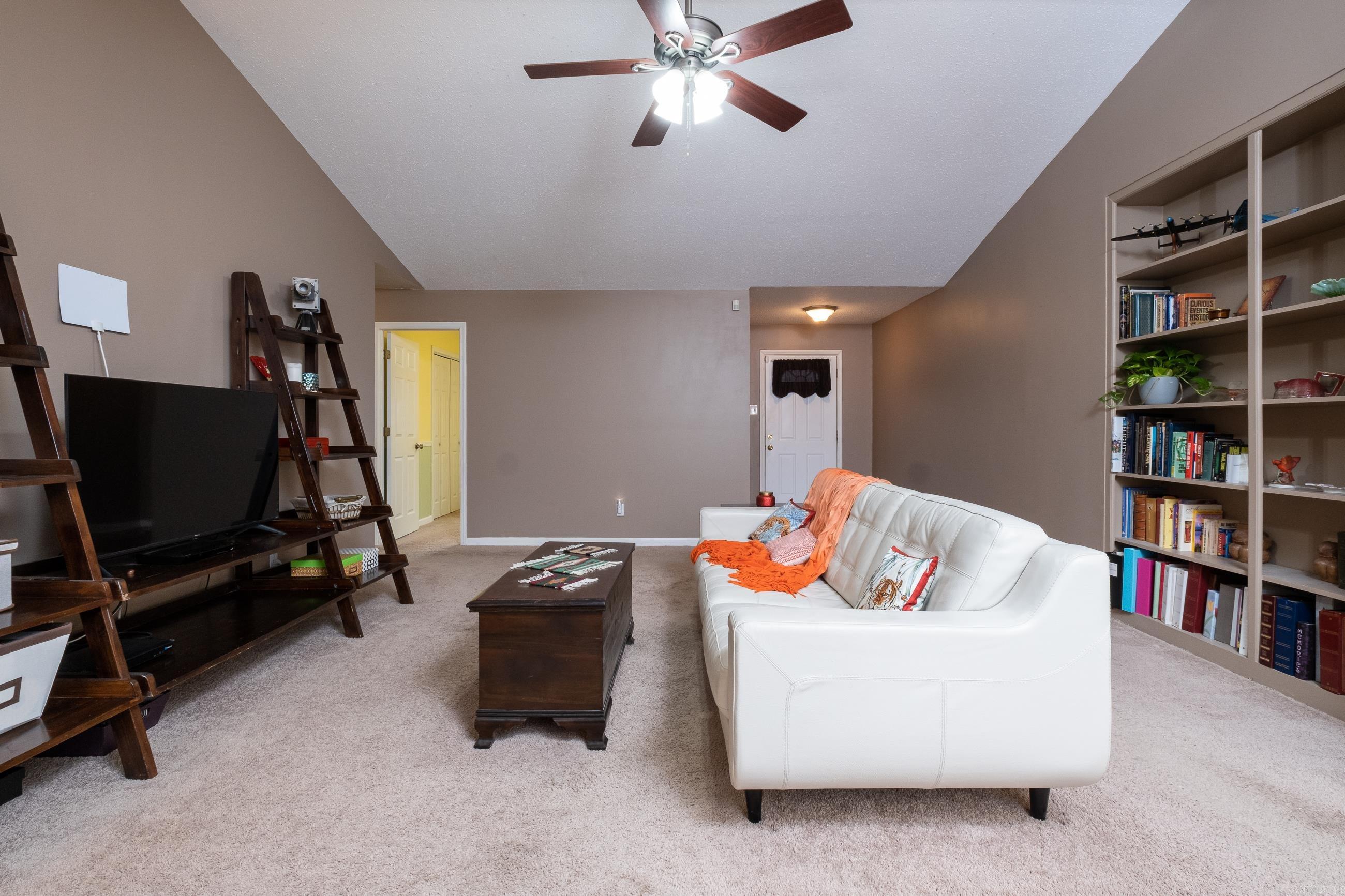 CEDAR RIDGE - Residential