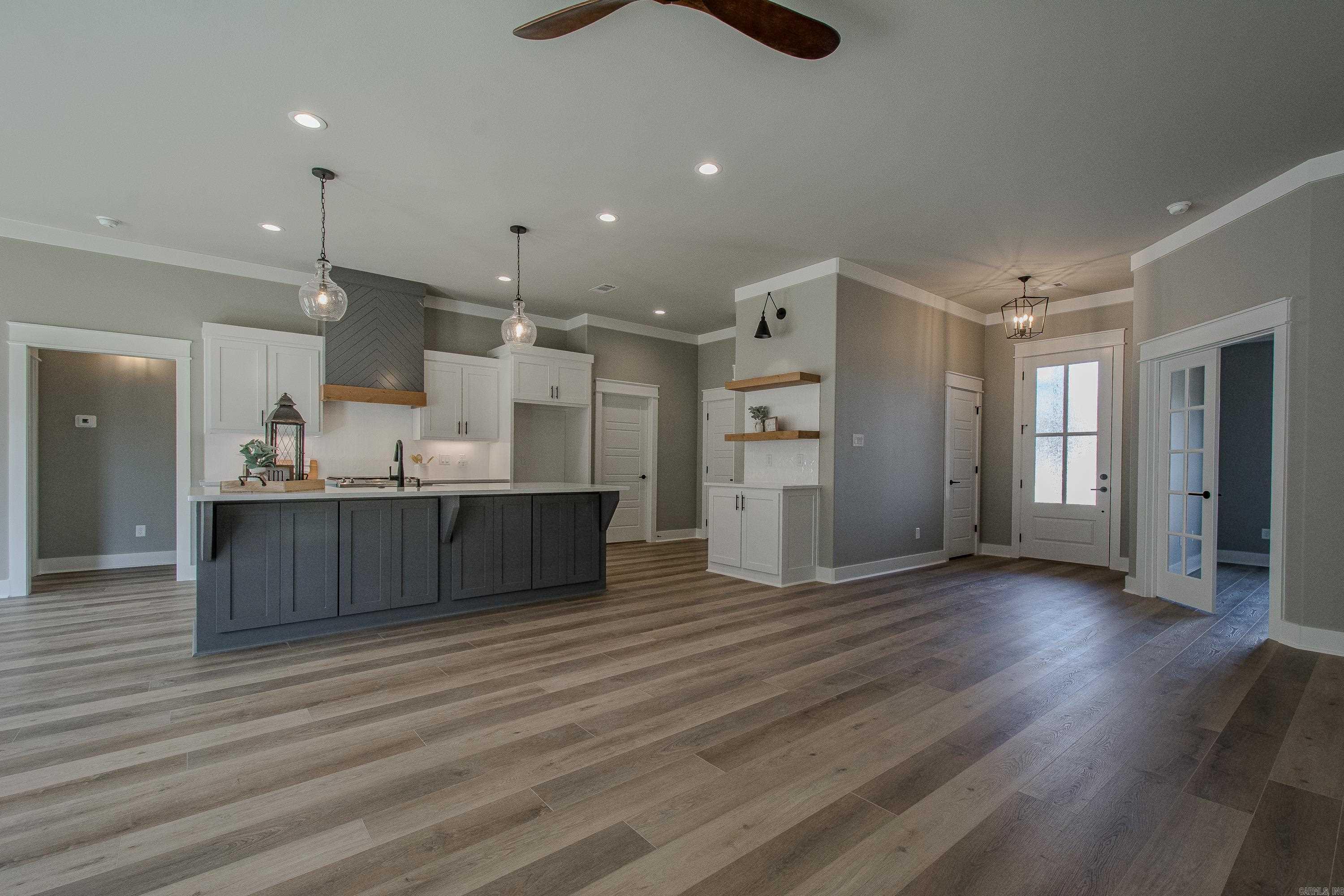 MILLERS GLENN - Residential