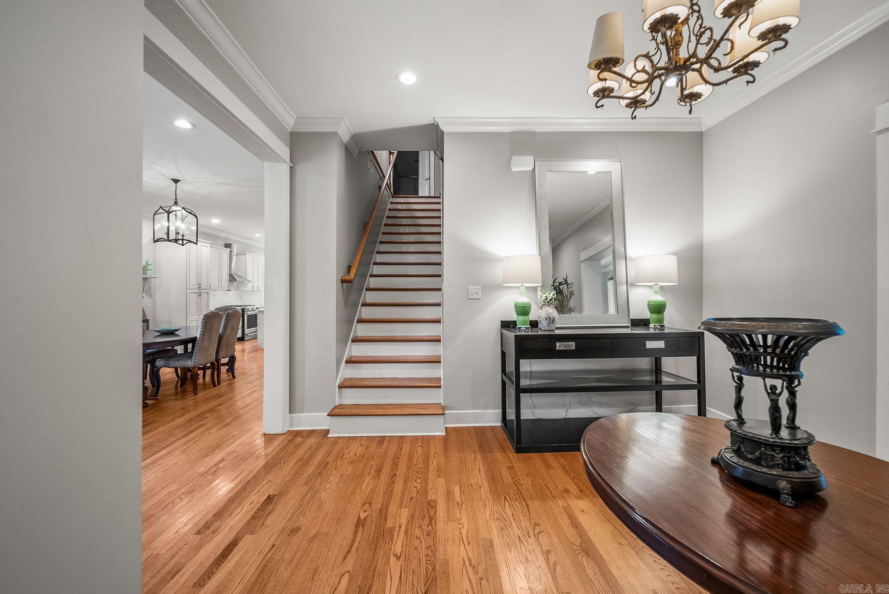 HILLCREST - Residential