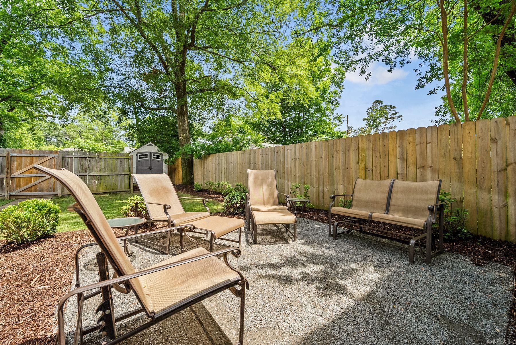 HILLCREST - Residential