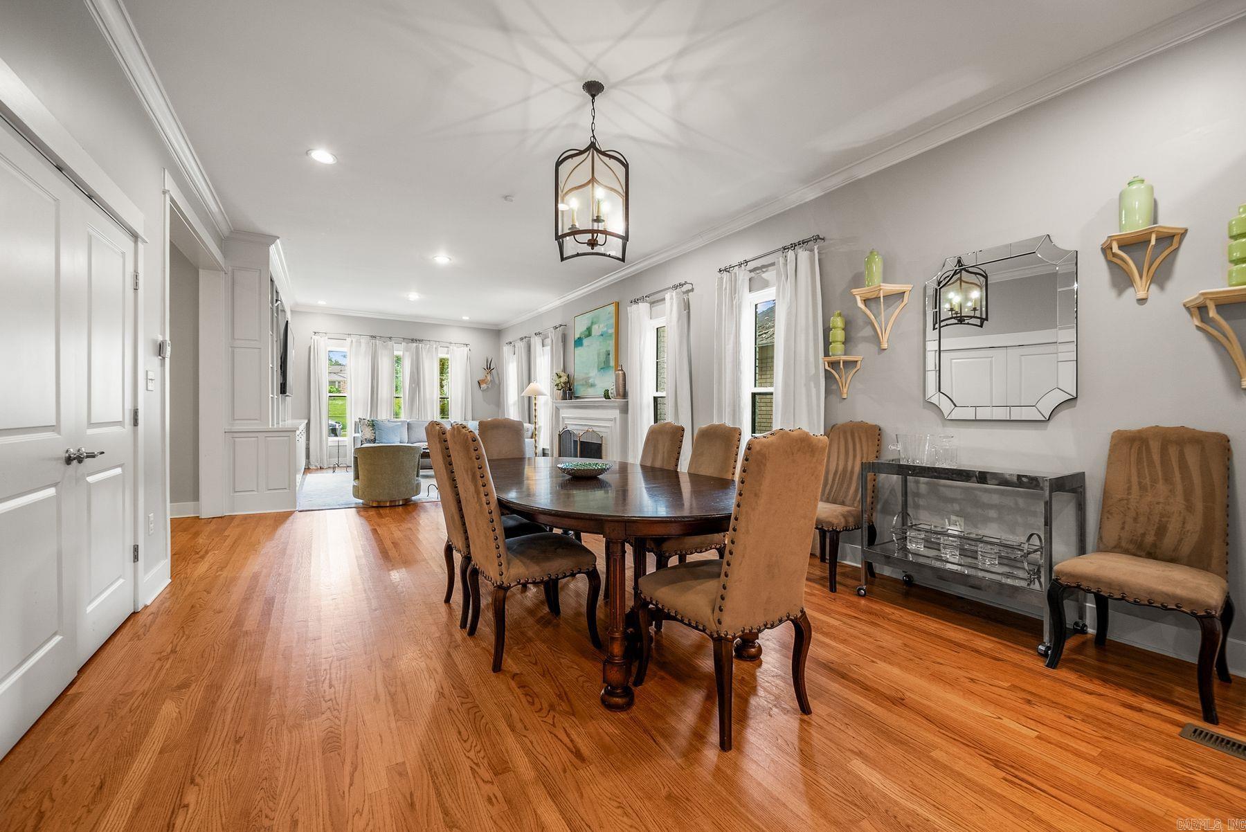 HILLCREST - Residential
