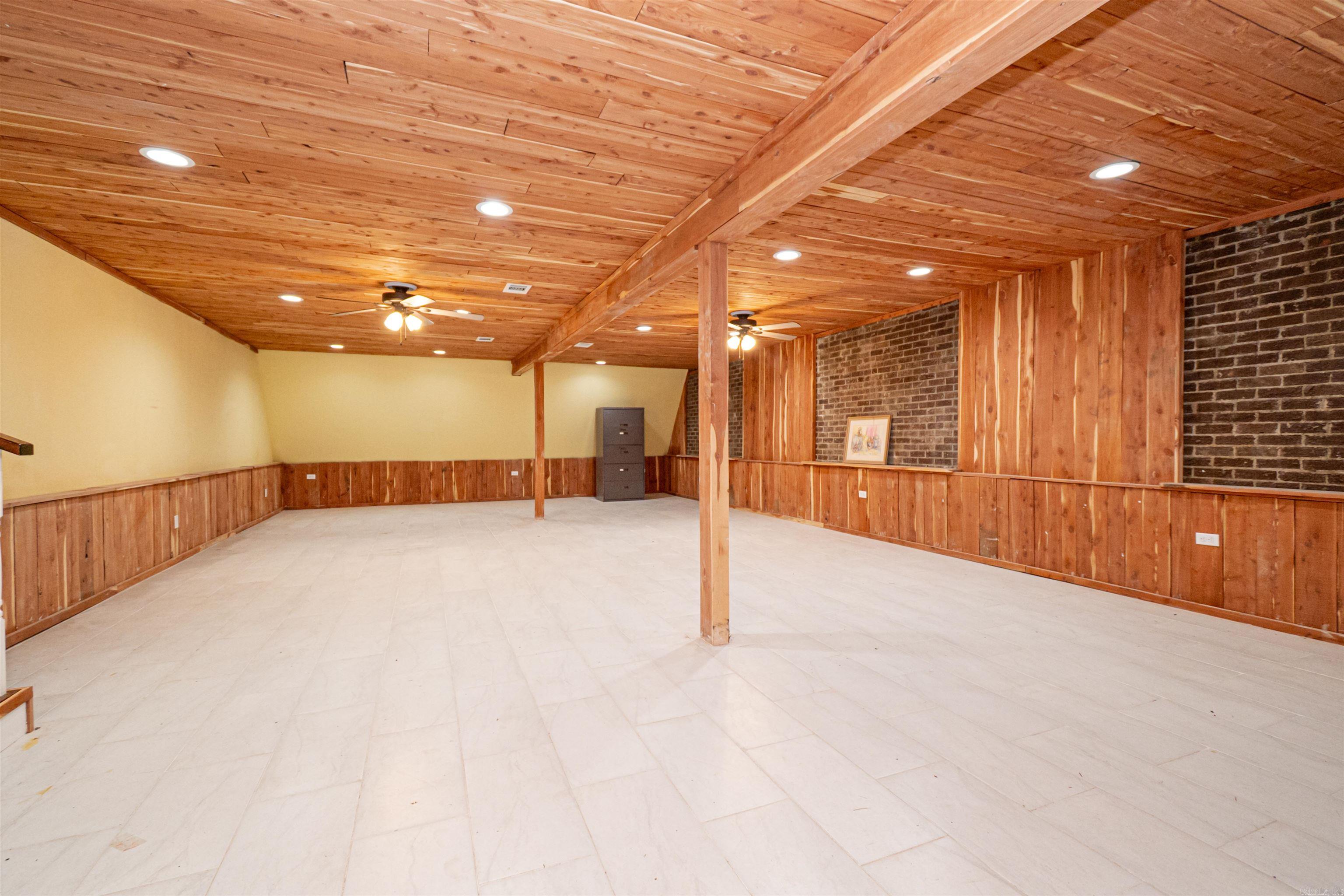 Monticello Original - Commercial Sale