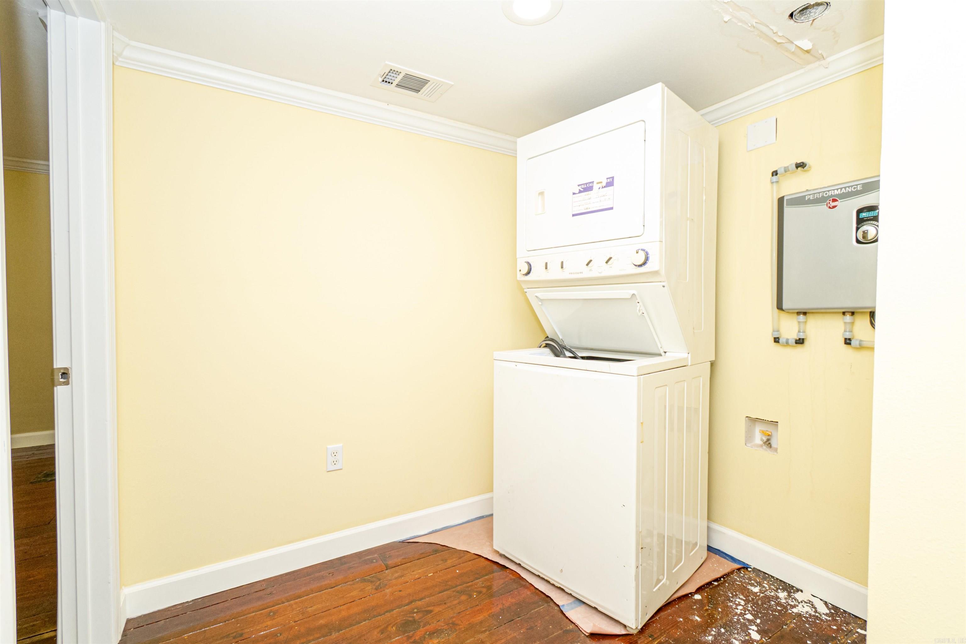 Monticello Original - Commercial Sale