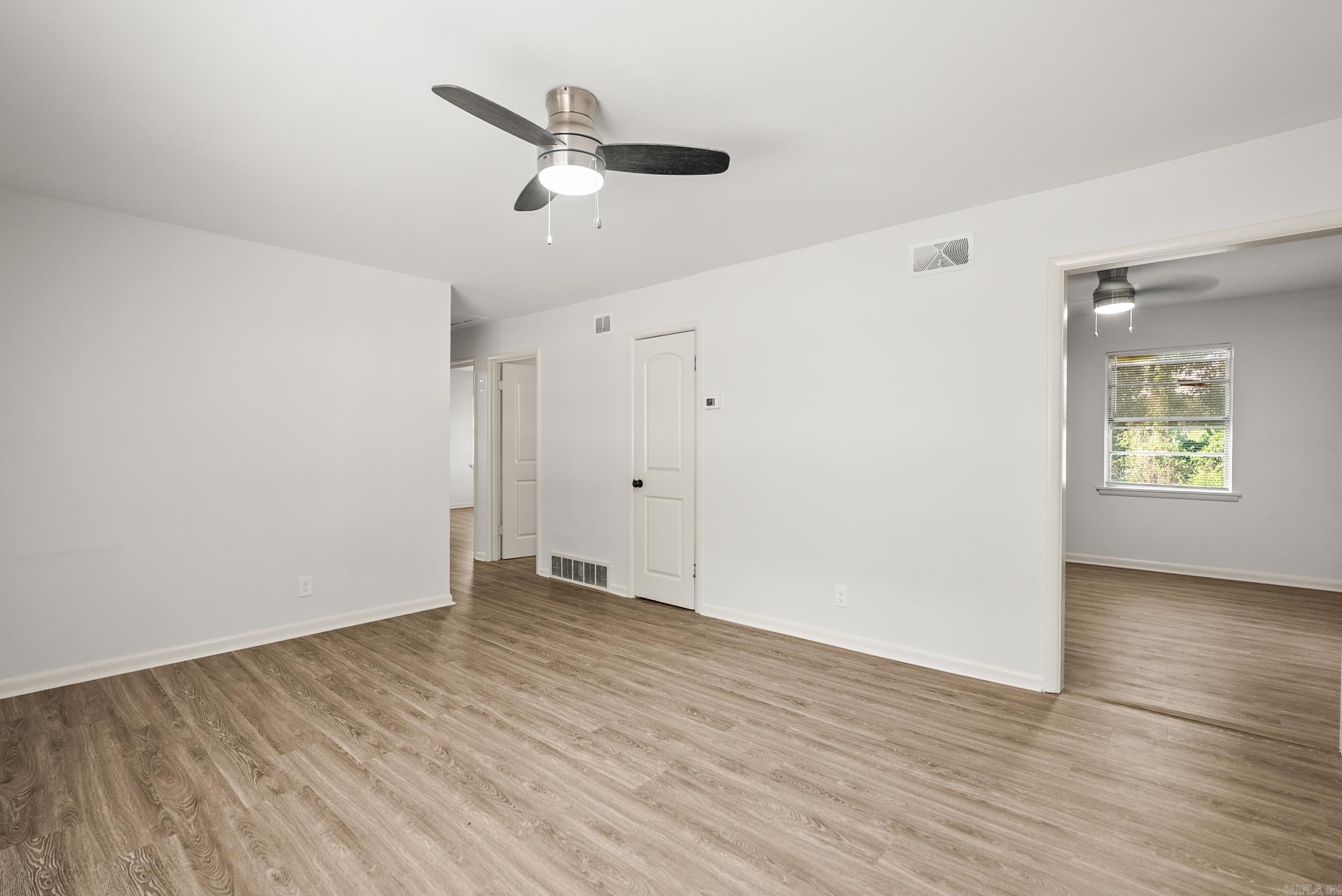 WAKEFIELD VILLAGE - Residential