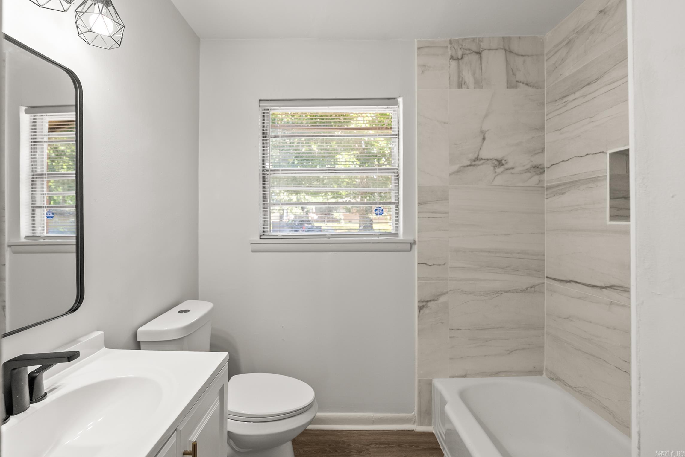 WAKEFIELD VILLAGE - Residential